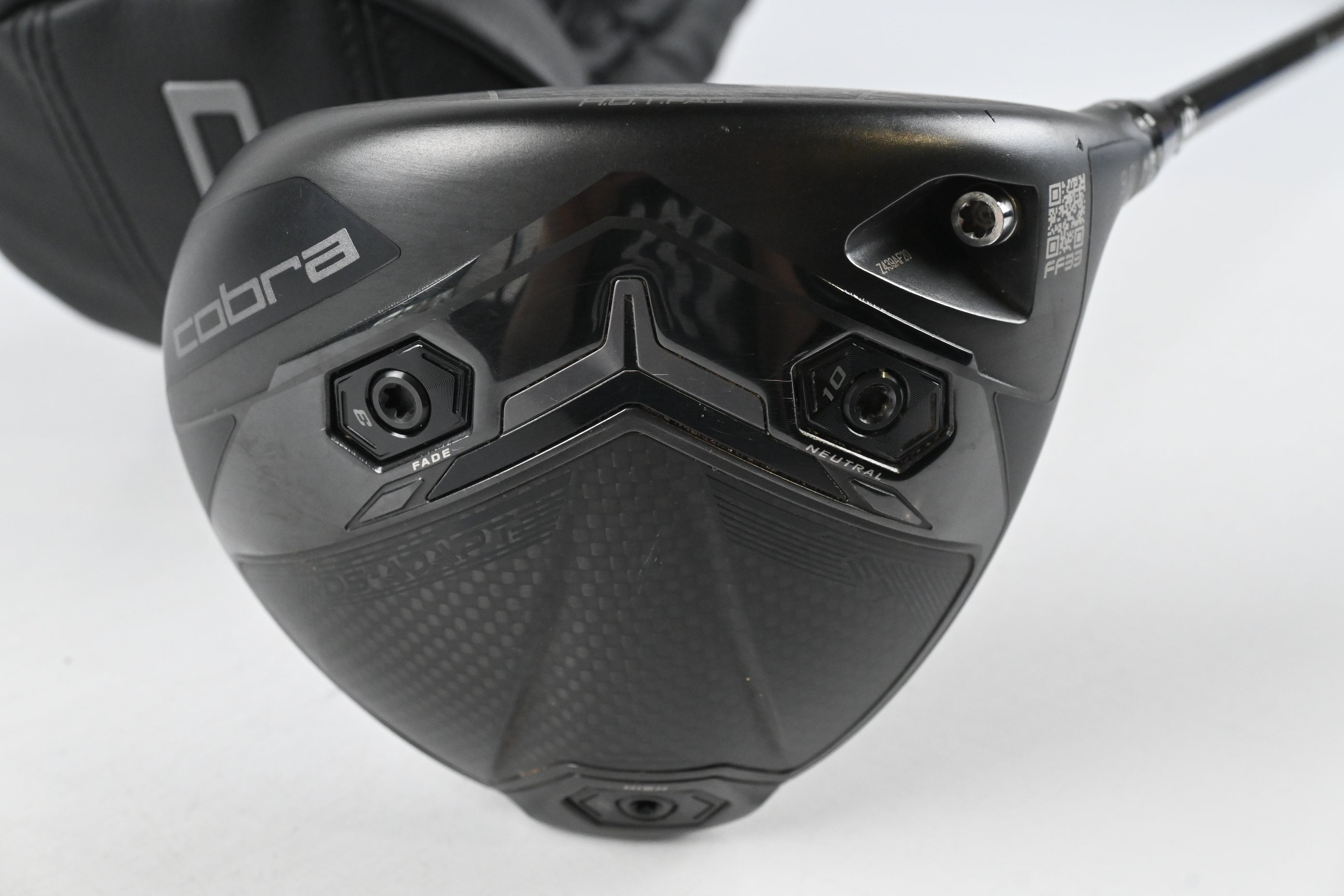 Cobra DS-Adapt LS Driver / 9 Degree / Stiff Flex Denali Black 60 Shaft