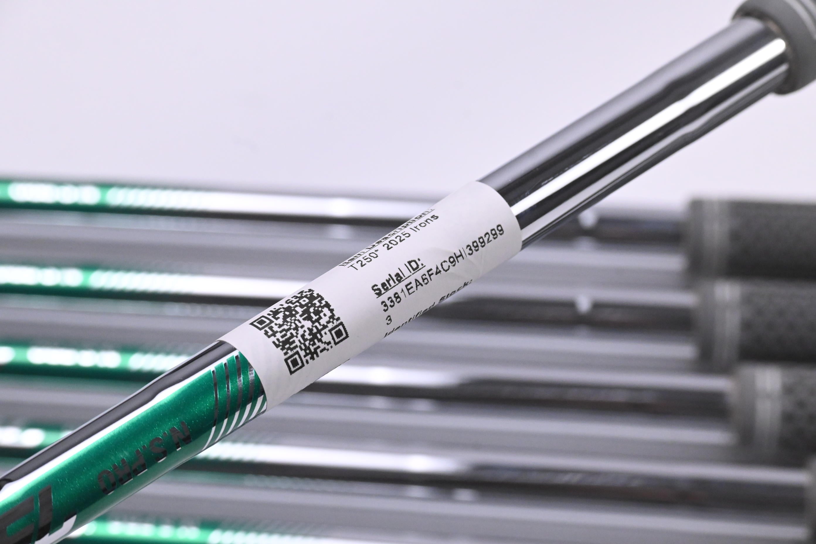 Titleist T250* 2025 Irons / 5-PW+52° / Regular Flex N.S.Pro 750GH Neo Shafts