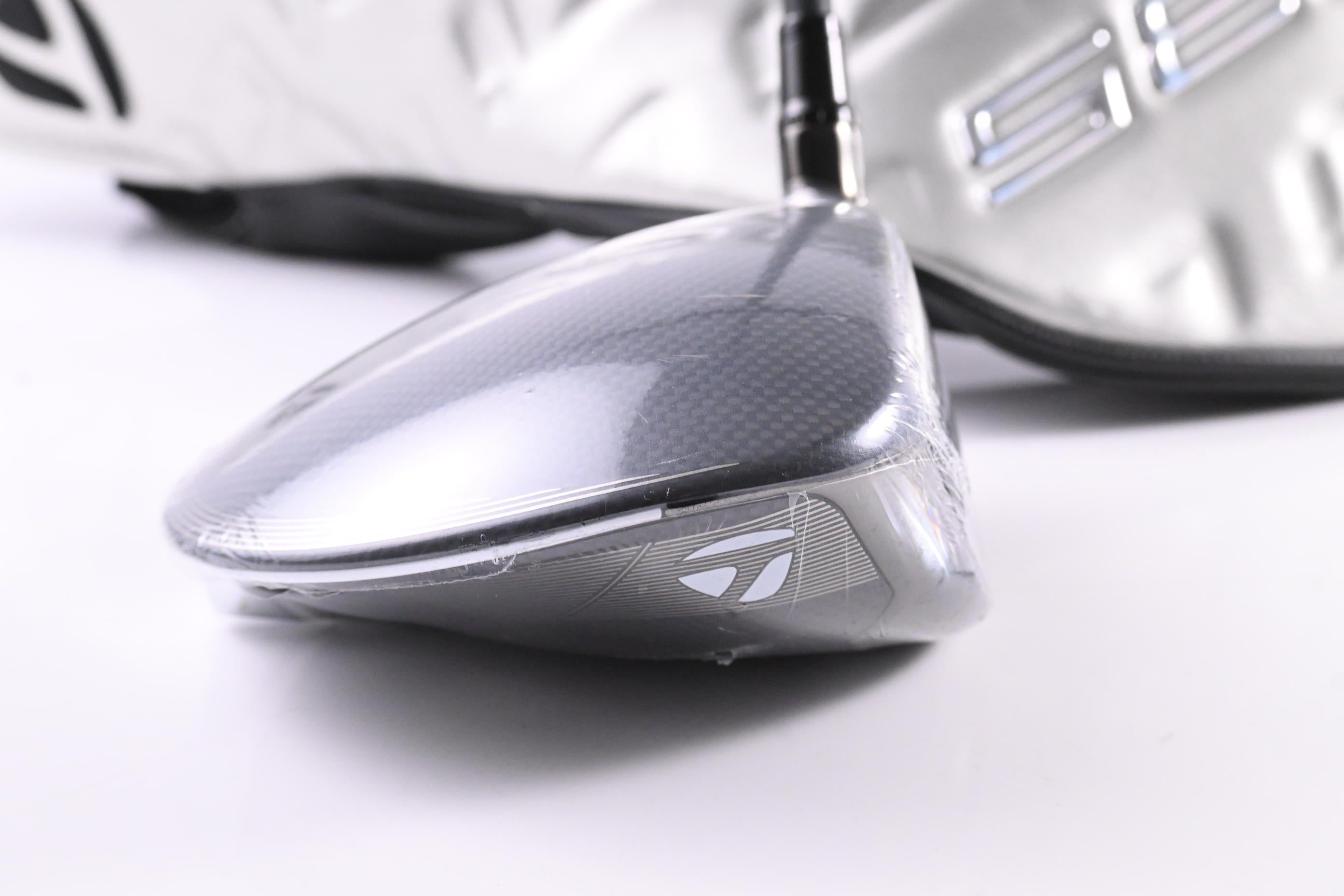 Taylormade Qi35 Max Lite Driver / 12 Degree / Regular Flex Vanquish 4 Shaft
