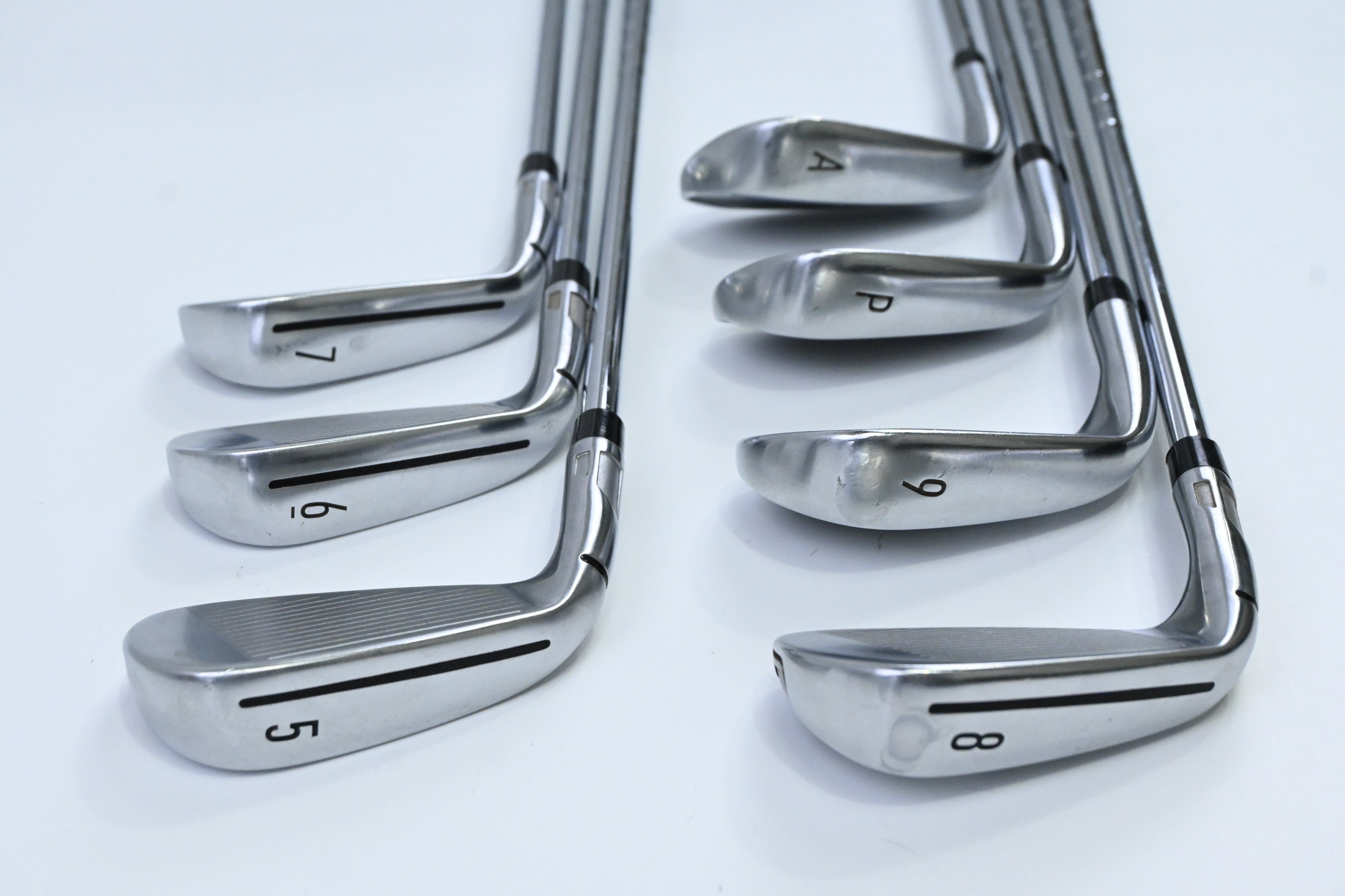 Taylormade Qi Irons / 5-PW+AW / Regular Flex NS Pro 850 G Neo Shafts