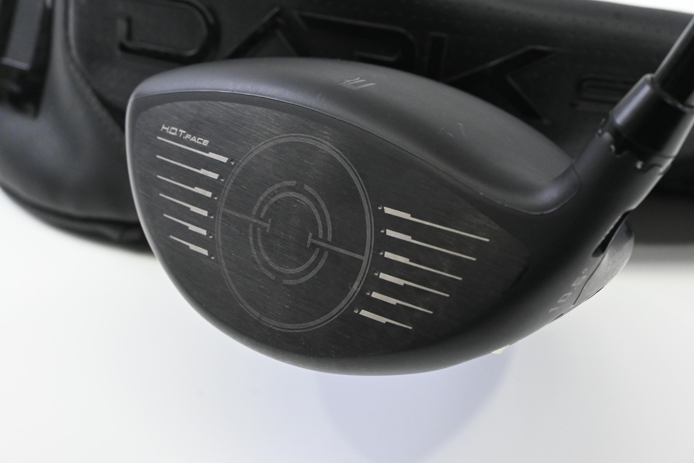 Cobra Darkspeed Max Driver / 10.5 Degree / X-Flex Tour AD CQ-6 Shaft