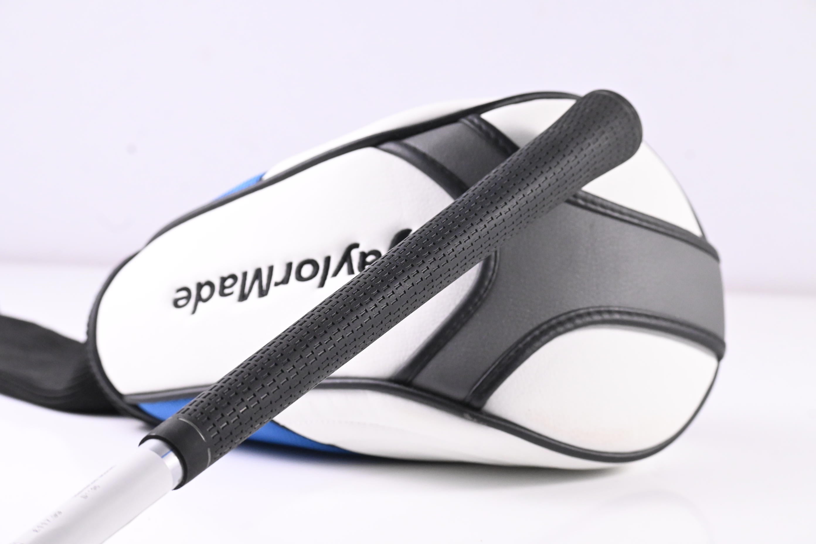 Taylormade SLDR-S Driver / 10 Degree / Senior Flex Fujikura Speeder 57 Shaft