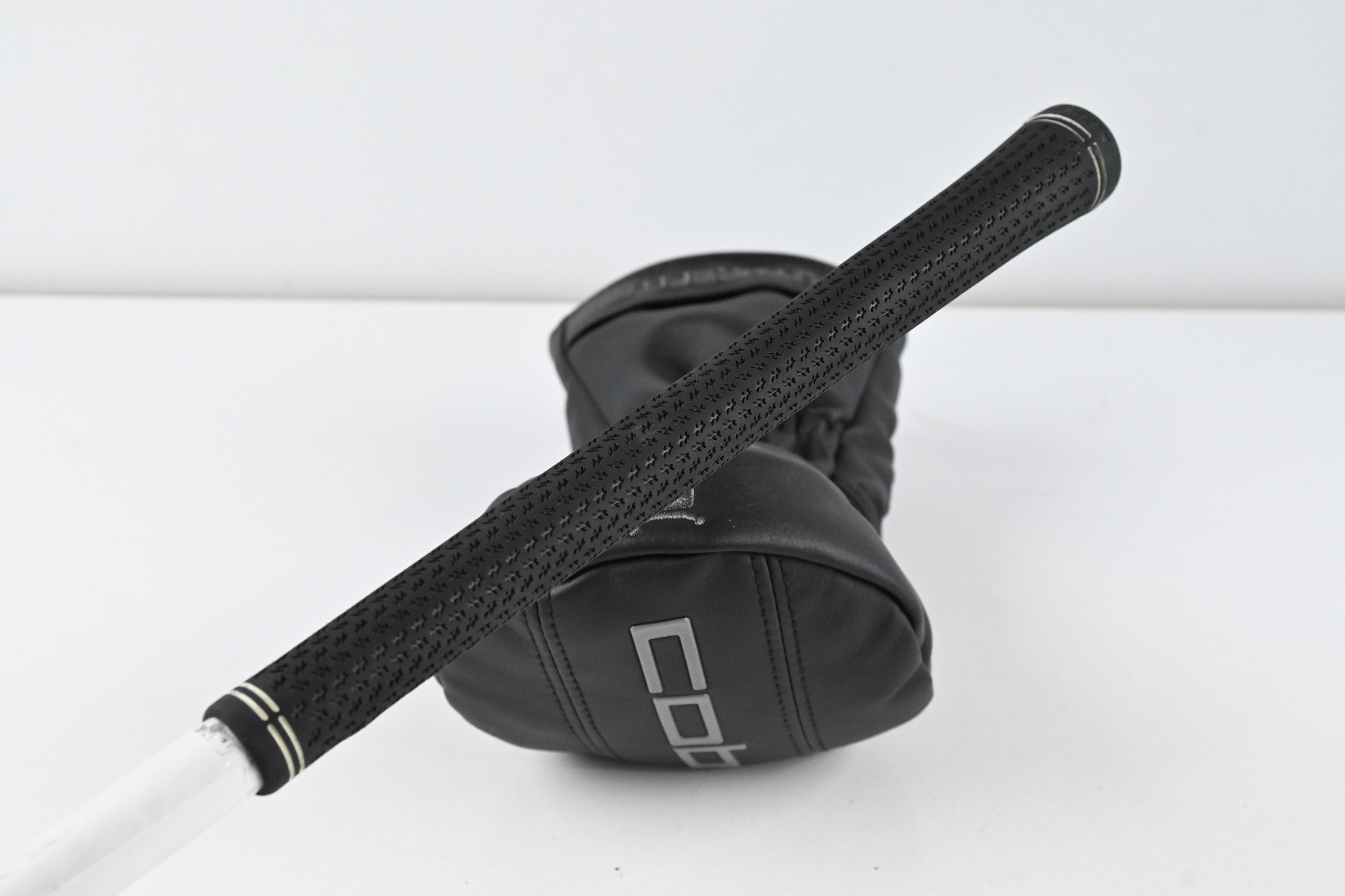 Cobra DS-Adapt LS Driver / 9 Degree / Stiff Flex Denali Black 60 Shaft