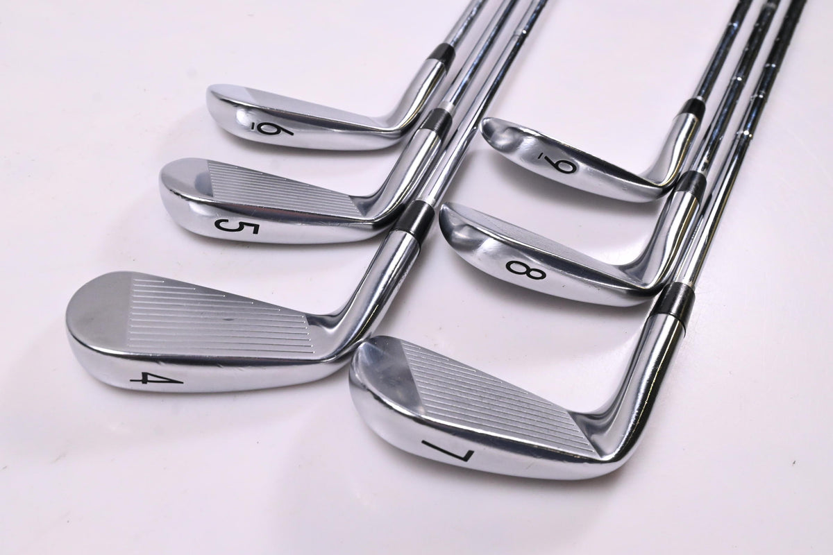 Titleist MB 620 Irons / 4-9i / Stiff Flex Dynamic Gold S300 Shafts