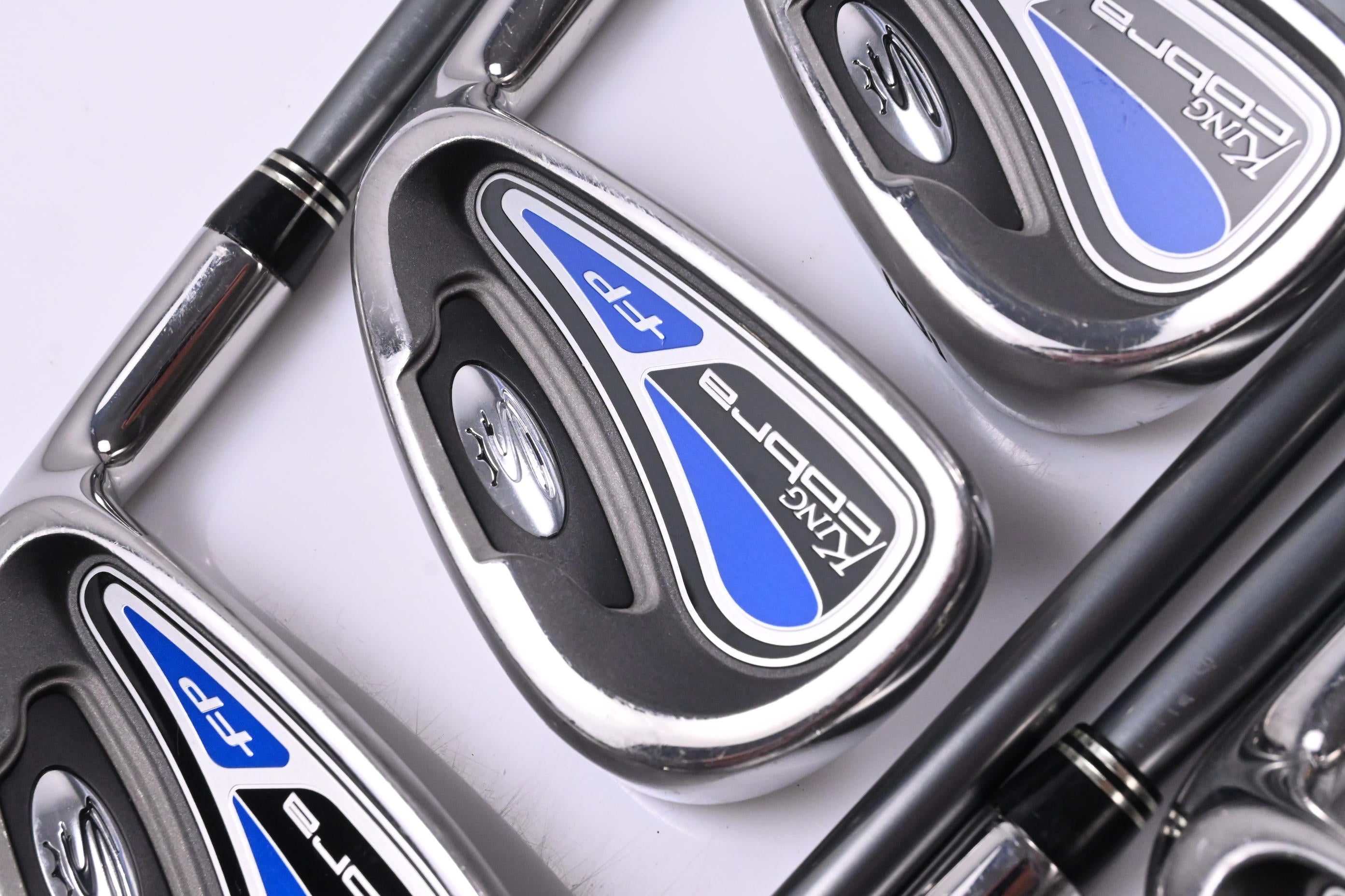Cobra FP Irons / 4-PW+GW+SW / Regular Flex Aldila NV HL 70 Shafts
