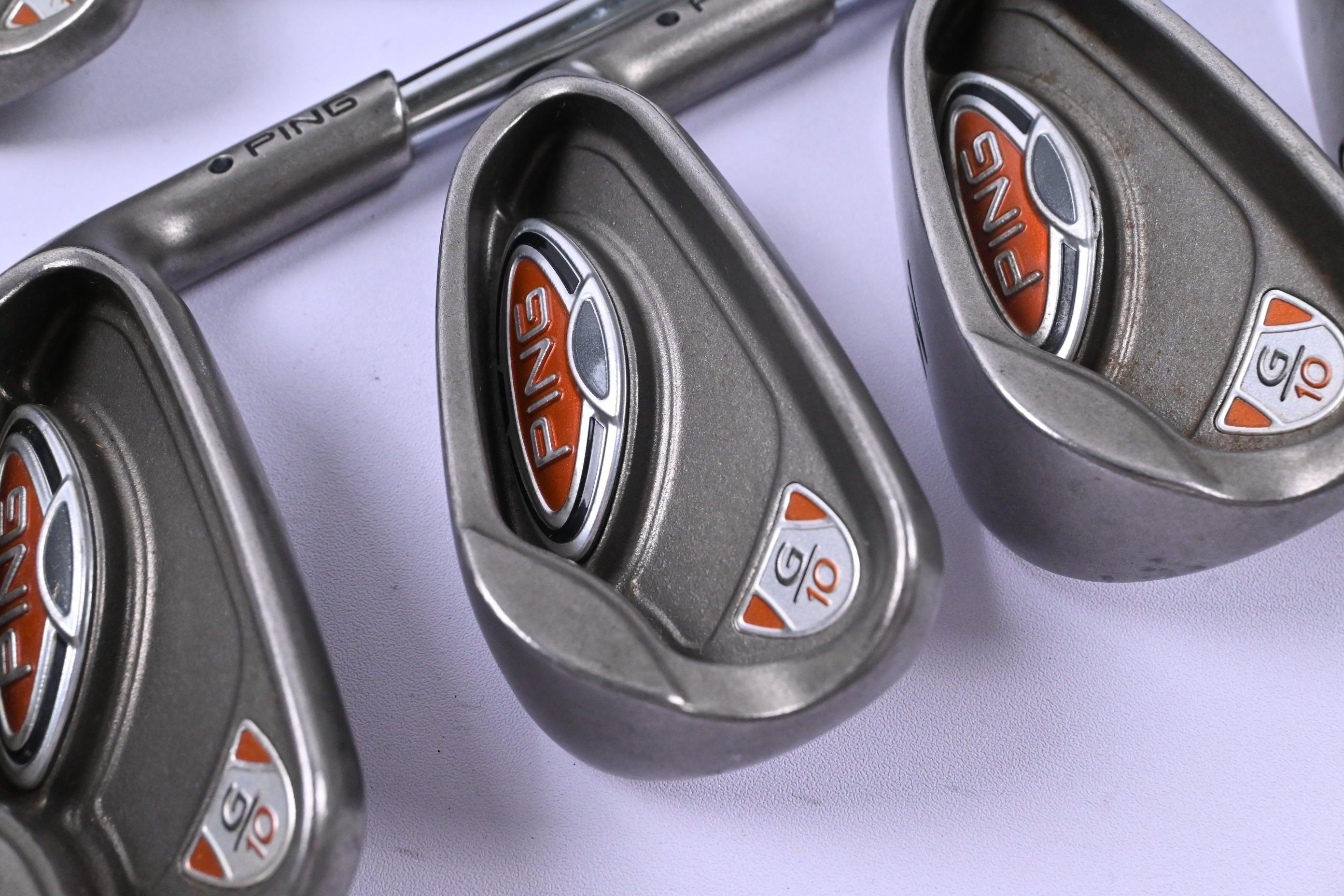 Ping G10 Irons / 4-PW+SW / Black Dot / Regular Flex Ping AWT Shafts