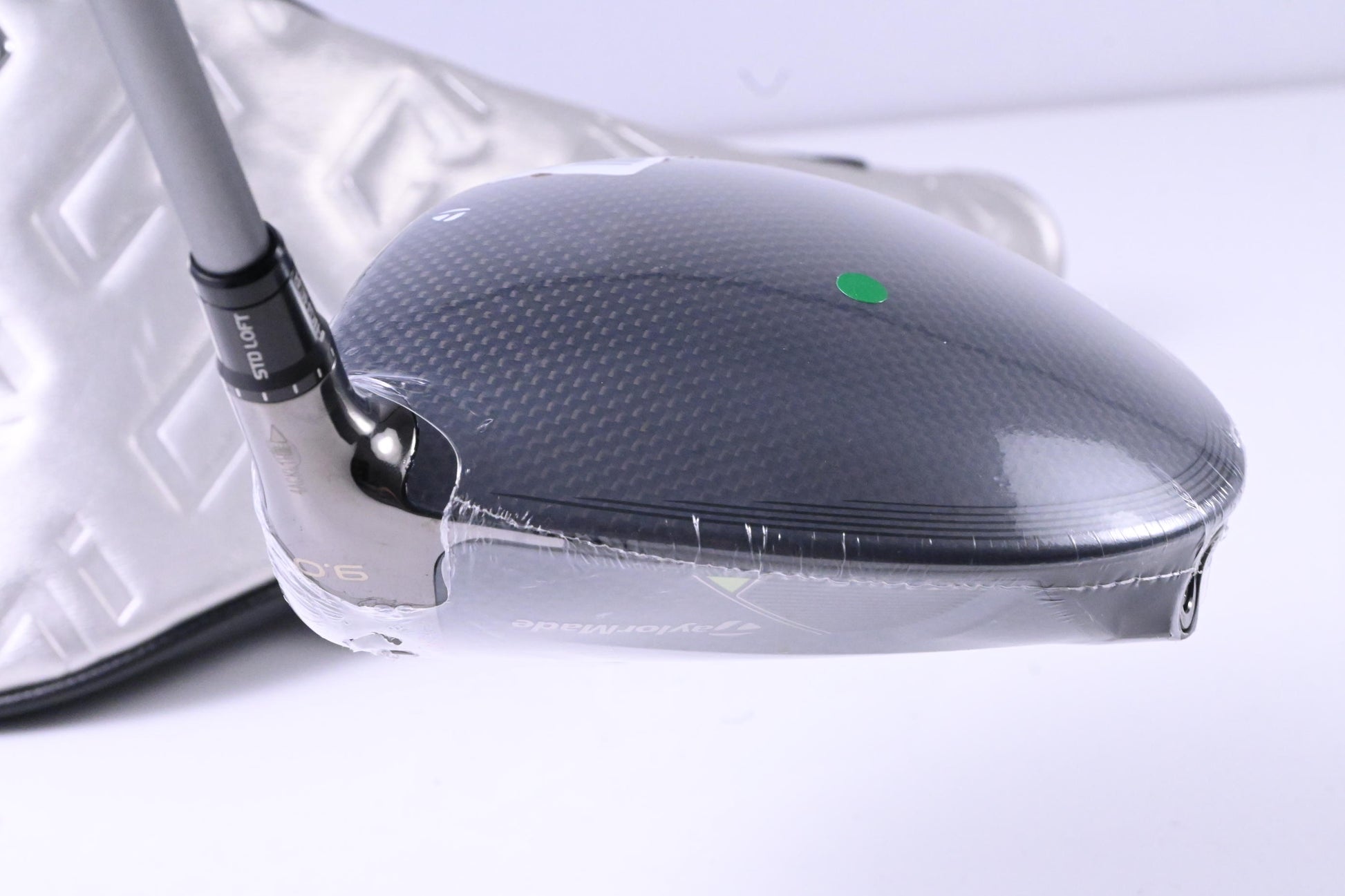 Taylormade Qi35 Driver / 9 Degree / Regular Flex Fujikura Airspeeder 50 Shaft