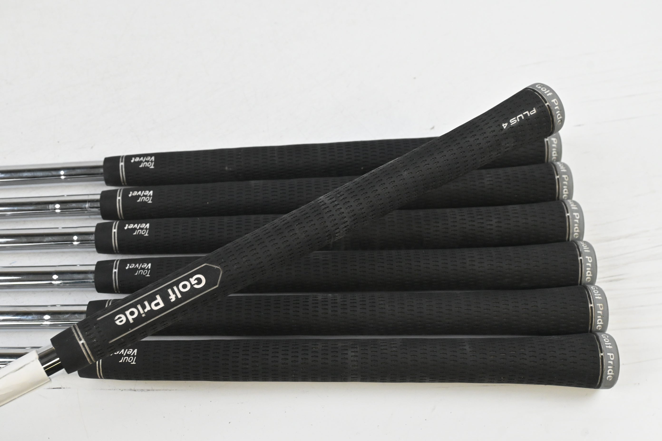 Titleist 716 CB Irons / 4-PW / Stiff Flex Dynamic Gold AMT S300 Shafts