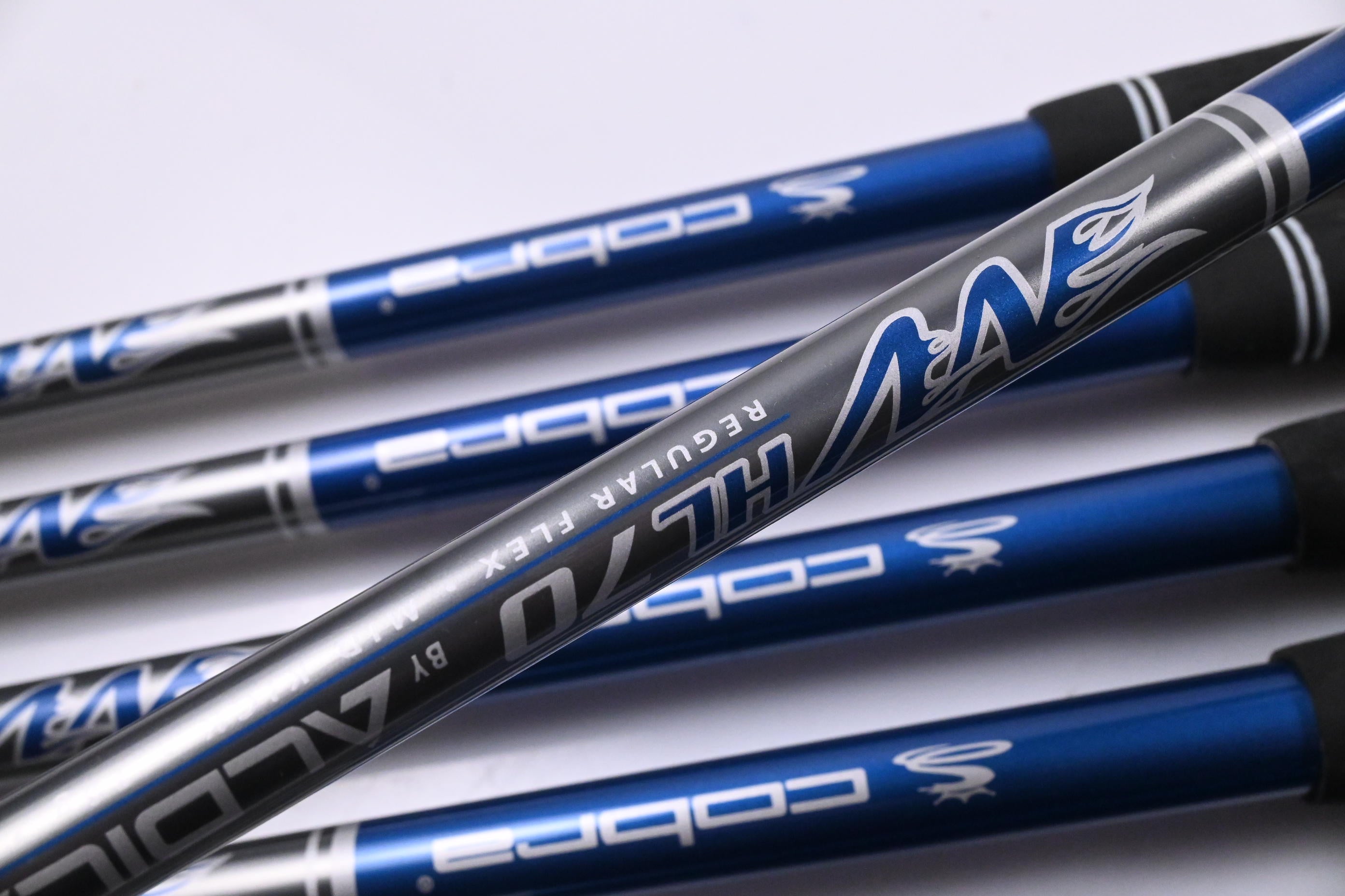 Cobra FP Irons / 4-PW+GW+SW / Regular Flex Aldila NV HL 70 Shafts