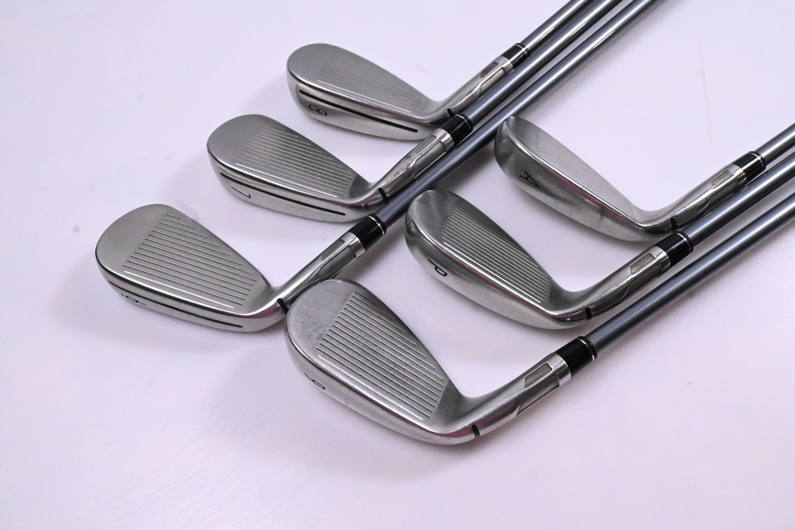 Taylormade Stealth Irons / 6-PW+GW / Regular Flex Speeder NX 50 Shafts