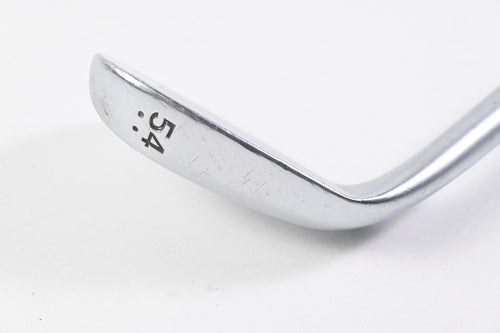 Cleveland 588 Precision Forged Sand Wedge / 54 Degree / Wedge Flex Tour Concept