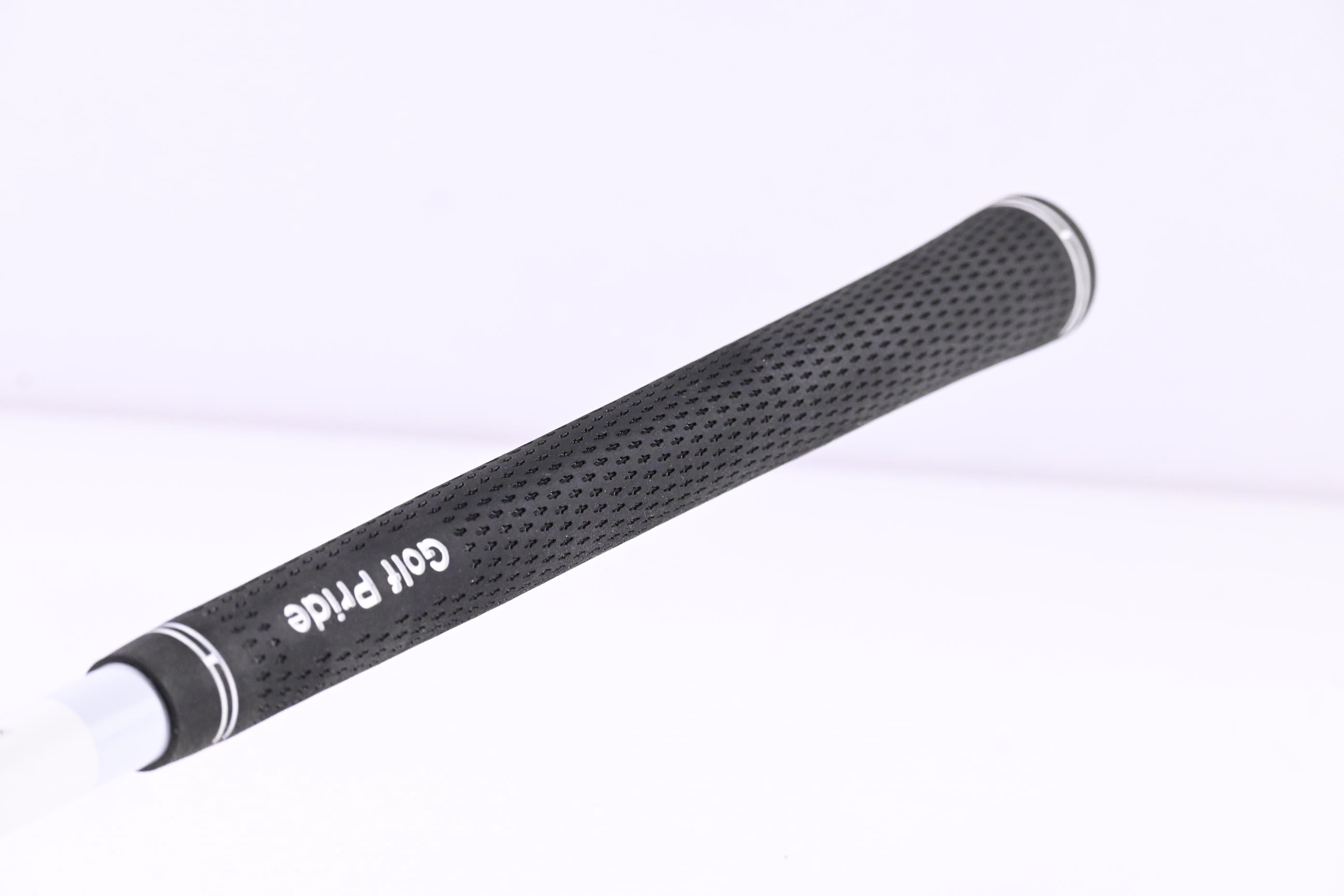 Wilson Staff DYNAPWR 2025 Carbon Driver / 10.5 Degree / X-Flex Diamana S+ 60