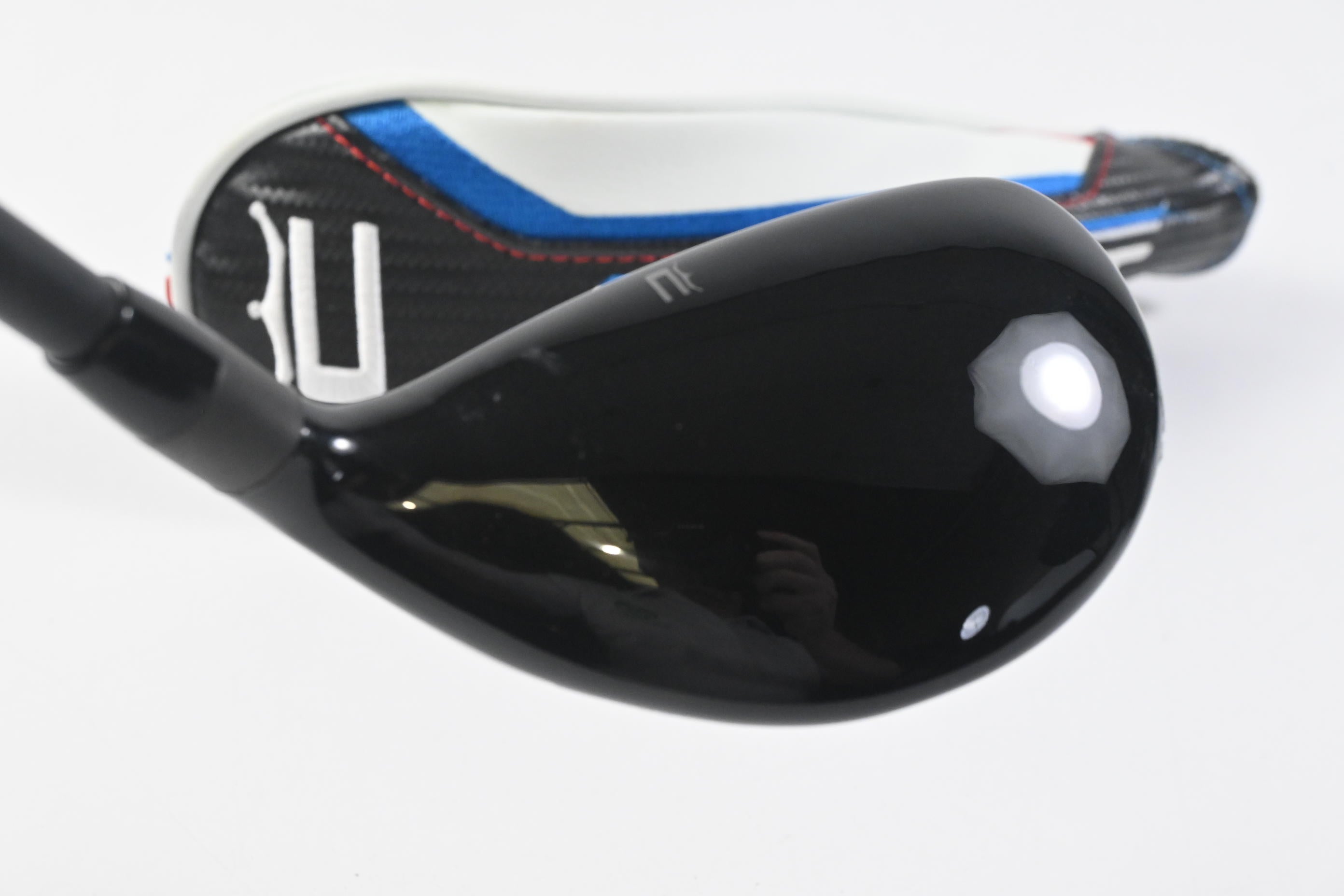 Cobra Aerojet #4 Hybrid / 21 Degree / Stiff Flex KBS PGI 85 Shaft