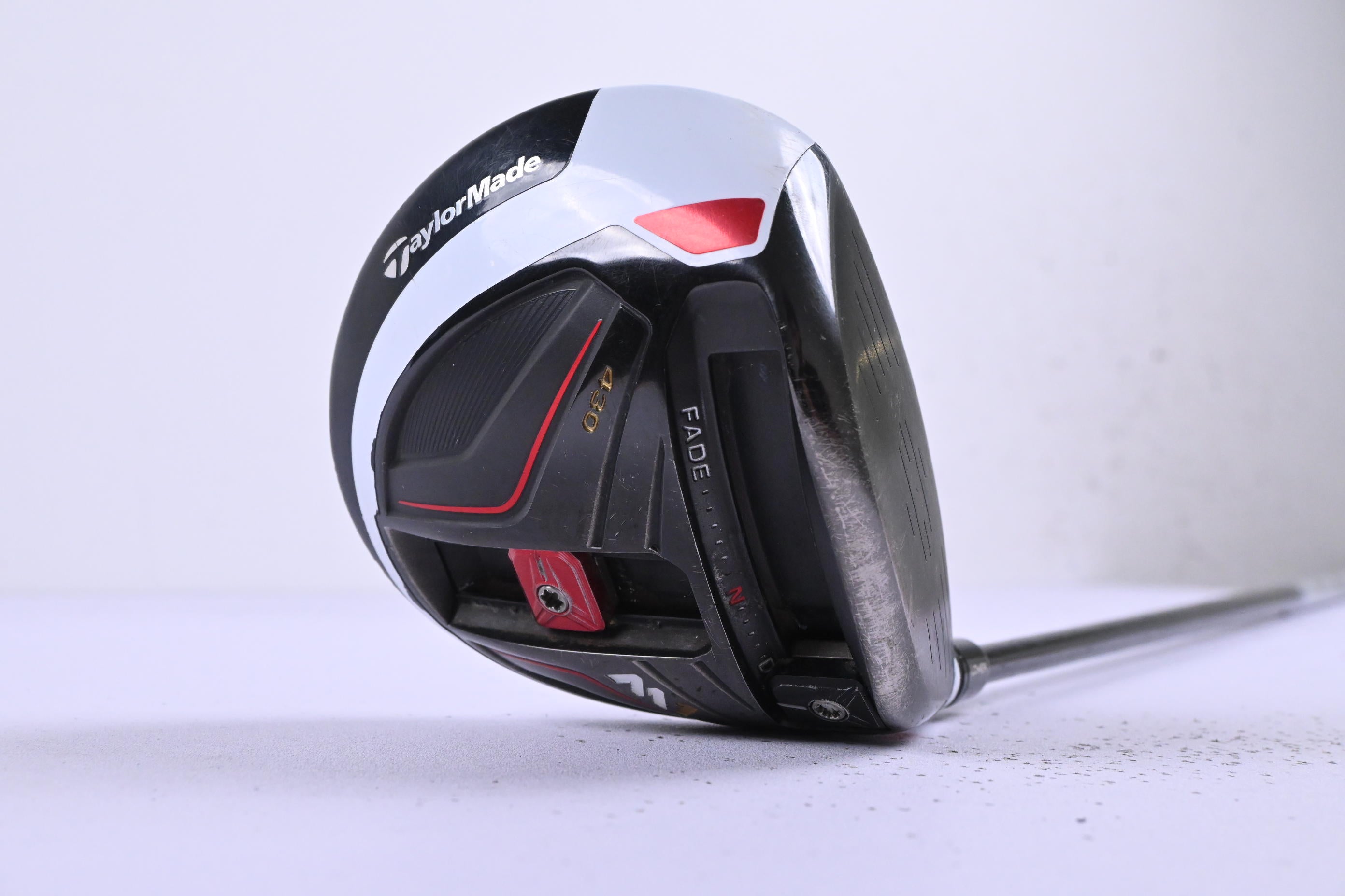 Taylormade M1 2016 Driver / 9.5 Degree / Stiff Flex Kuro Kage Silver 60 Shaft