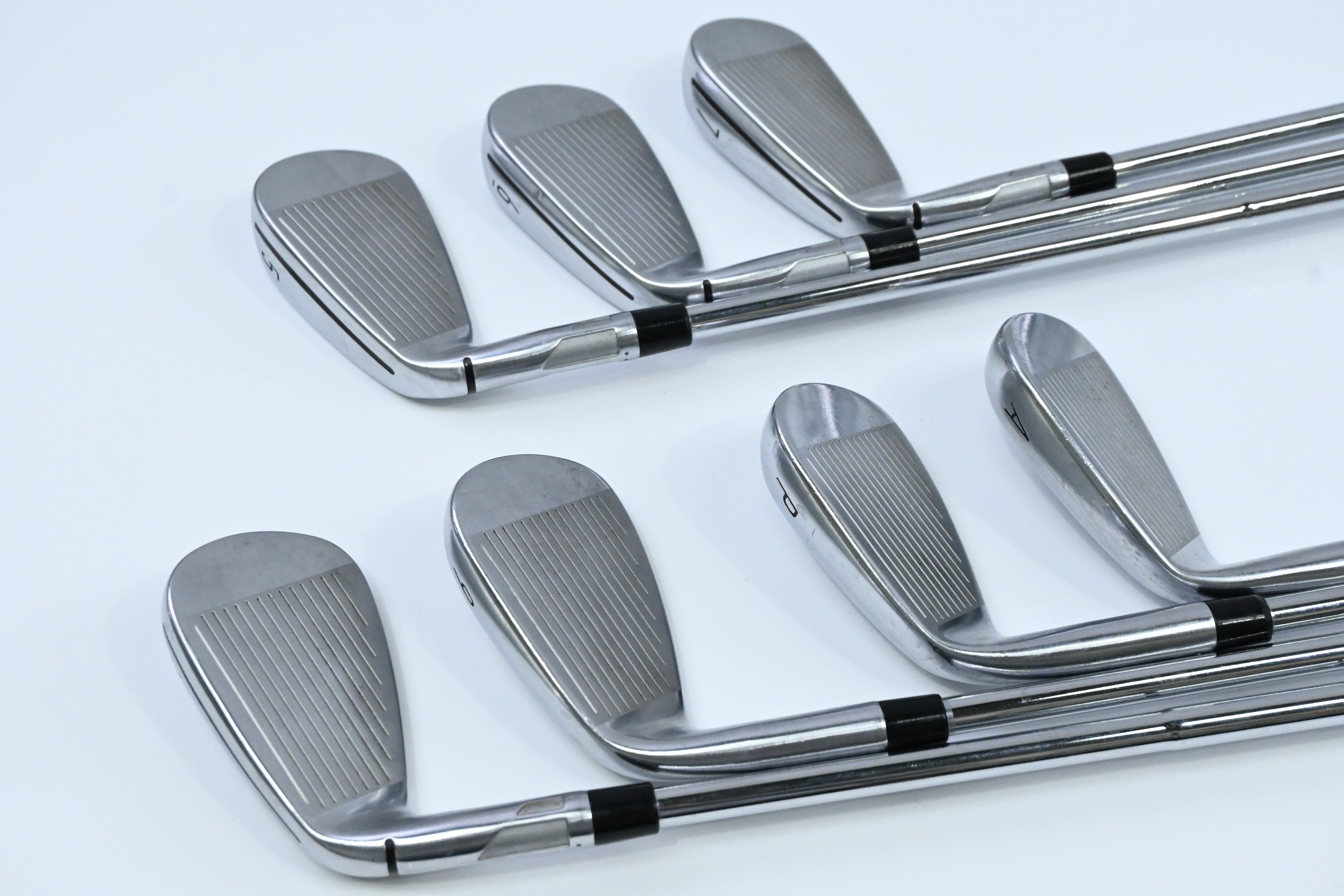 Taylormade Qi HL Irons / 5-PW+AW / Stiff Flex Dynamic Gold 115 S300 Shafts