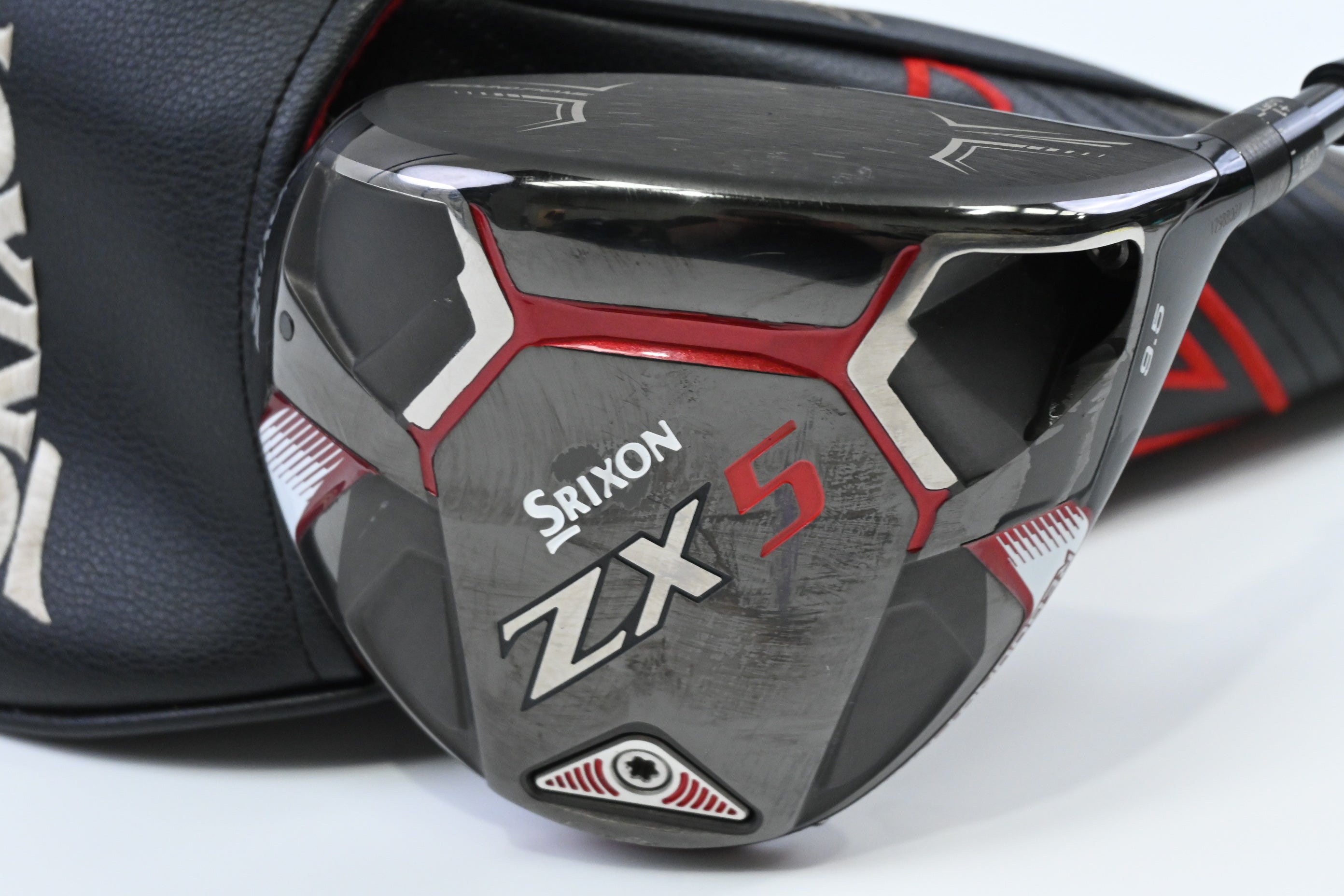 Srixon ZX5 Driver / 9.5 Degree / Stiff Flex Evenflow Riptide 50 Shaft