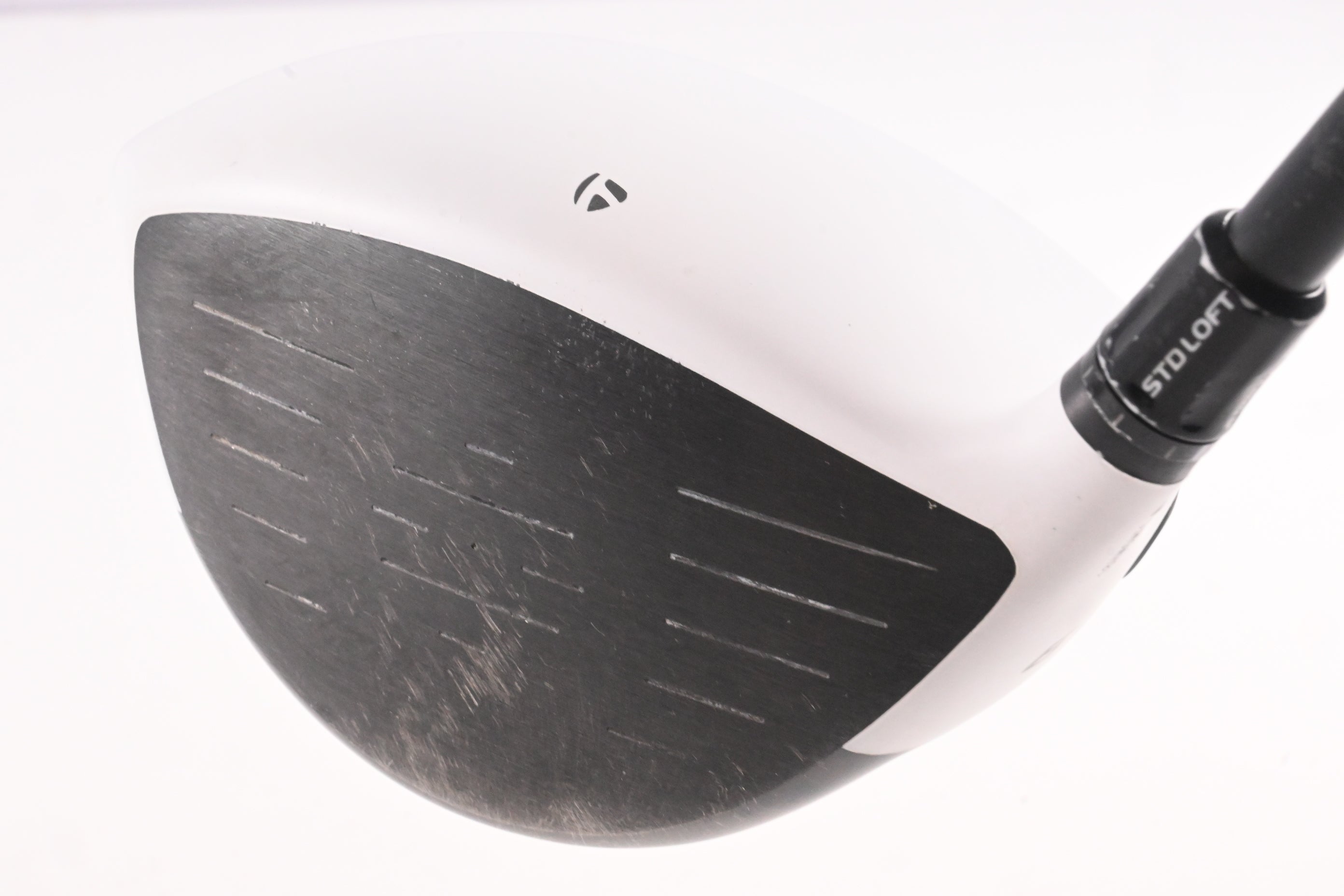 Taylormade R11 Driver / 9 Degree / Stiff Flex Fujikura Blur 60 Shaft