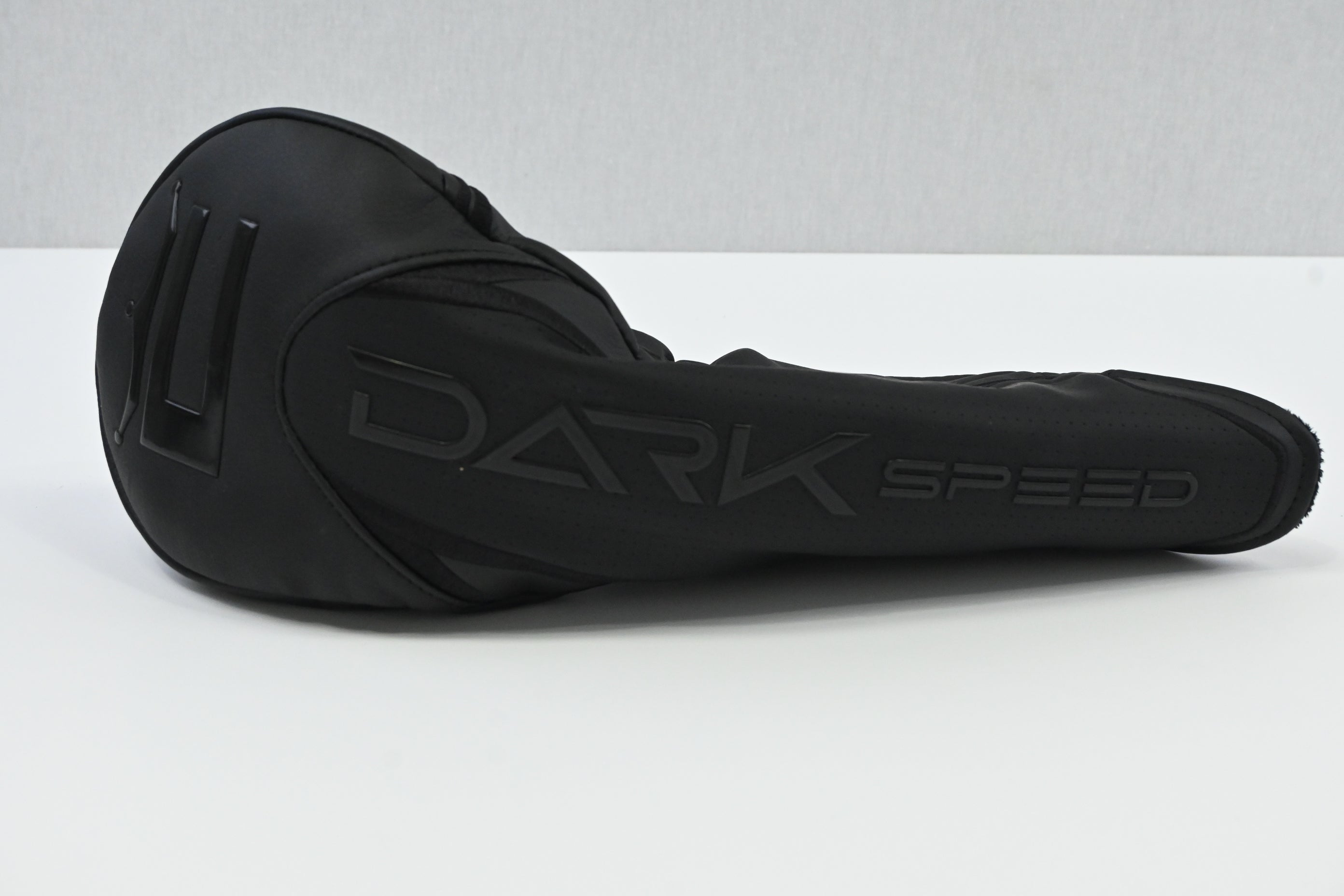 Cobra Darkspeed Max Driver / 10.5 Degree / Stiff Flex UST Lin-Q M40X White 6