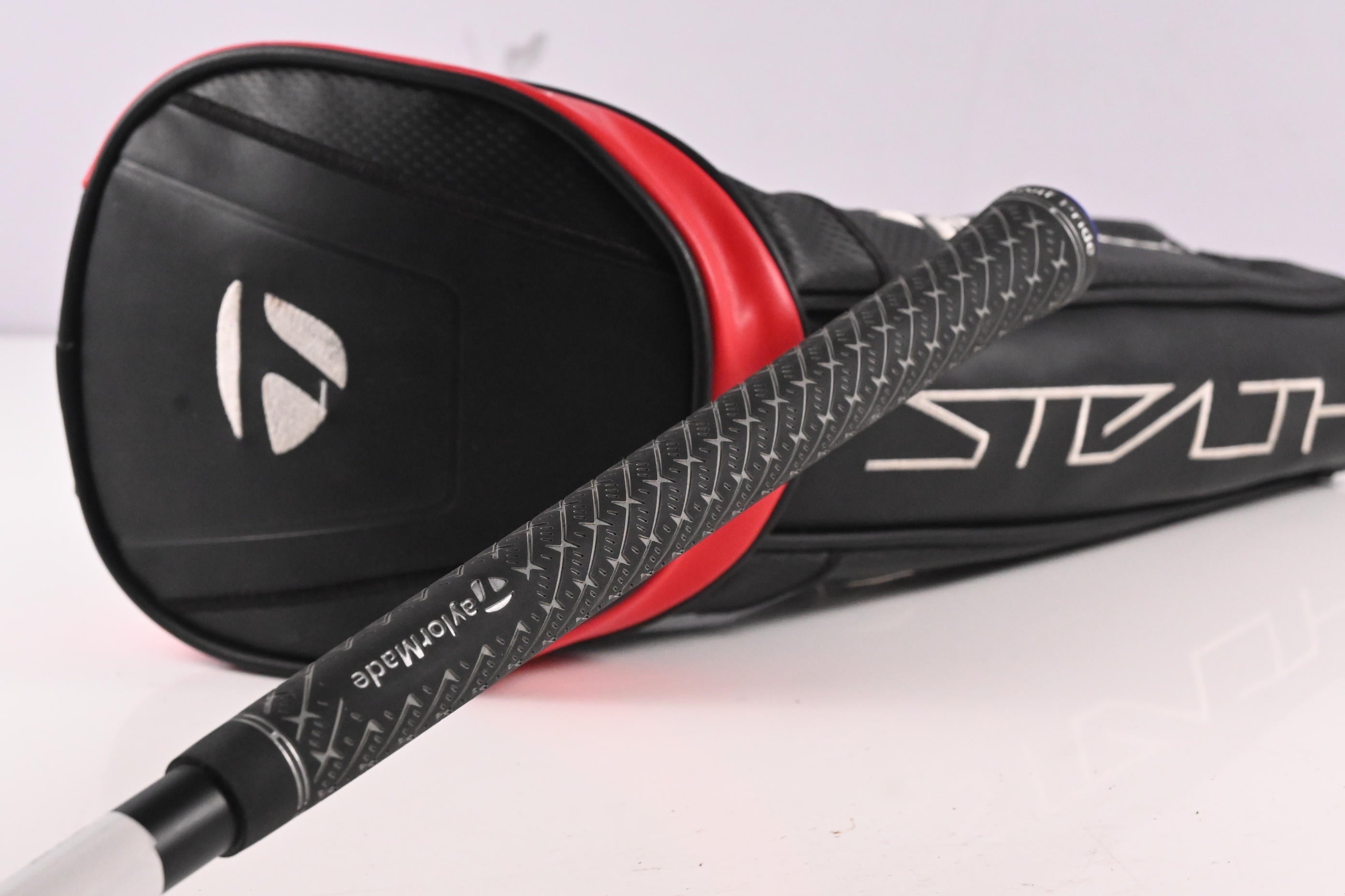 Taylormade Stealth Driver / 12 Degree / Regular Flex Fujikura Air Speeder 50