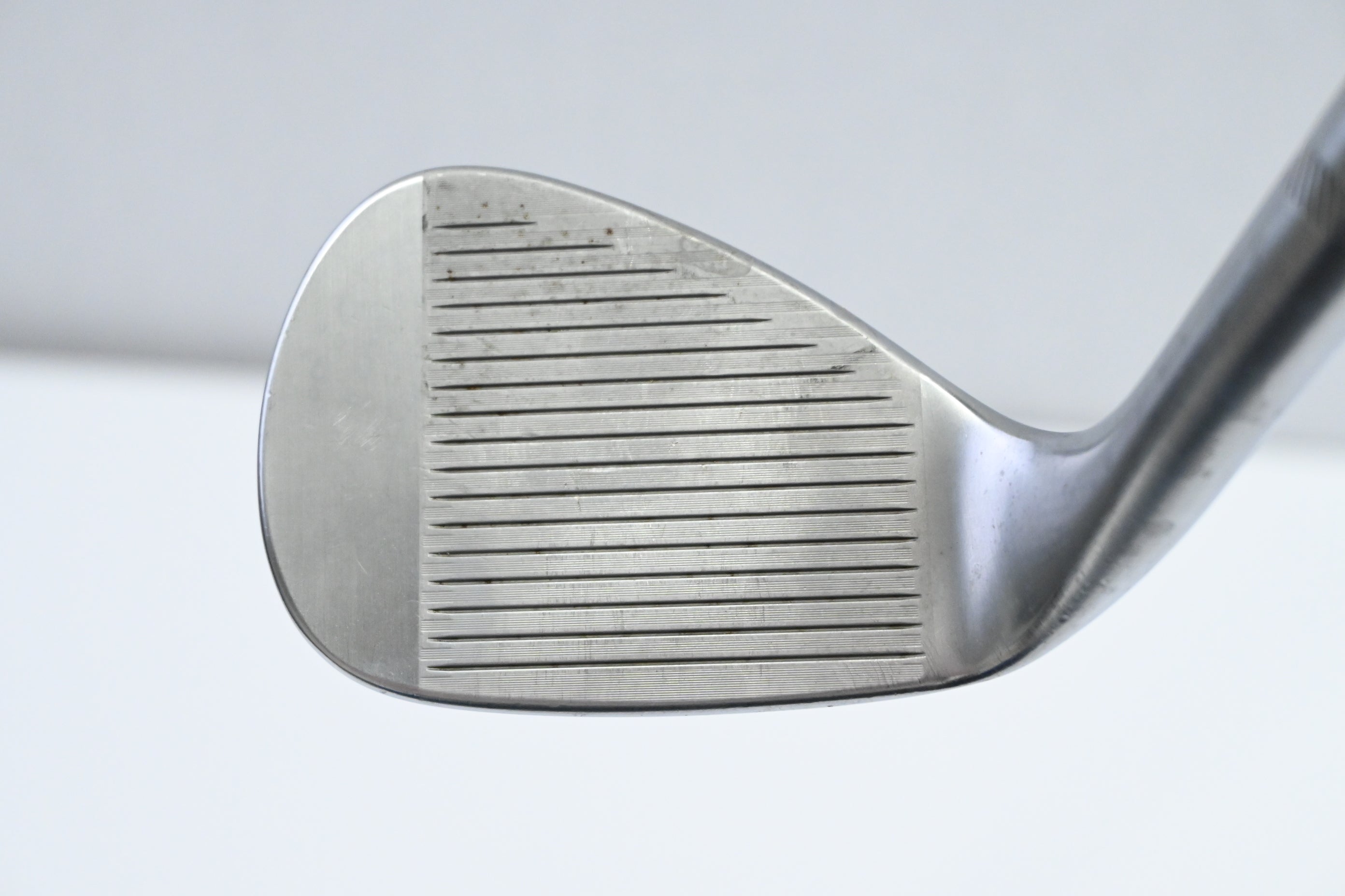Titleist Vokey SM9 Sand Wedge / 54 Degree / Regular Flex AMT Red R300 Shaft
