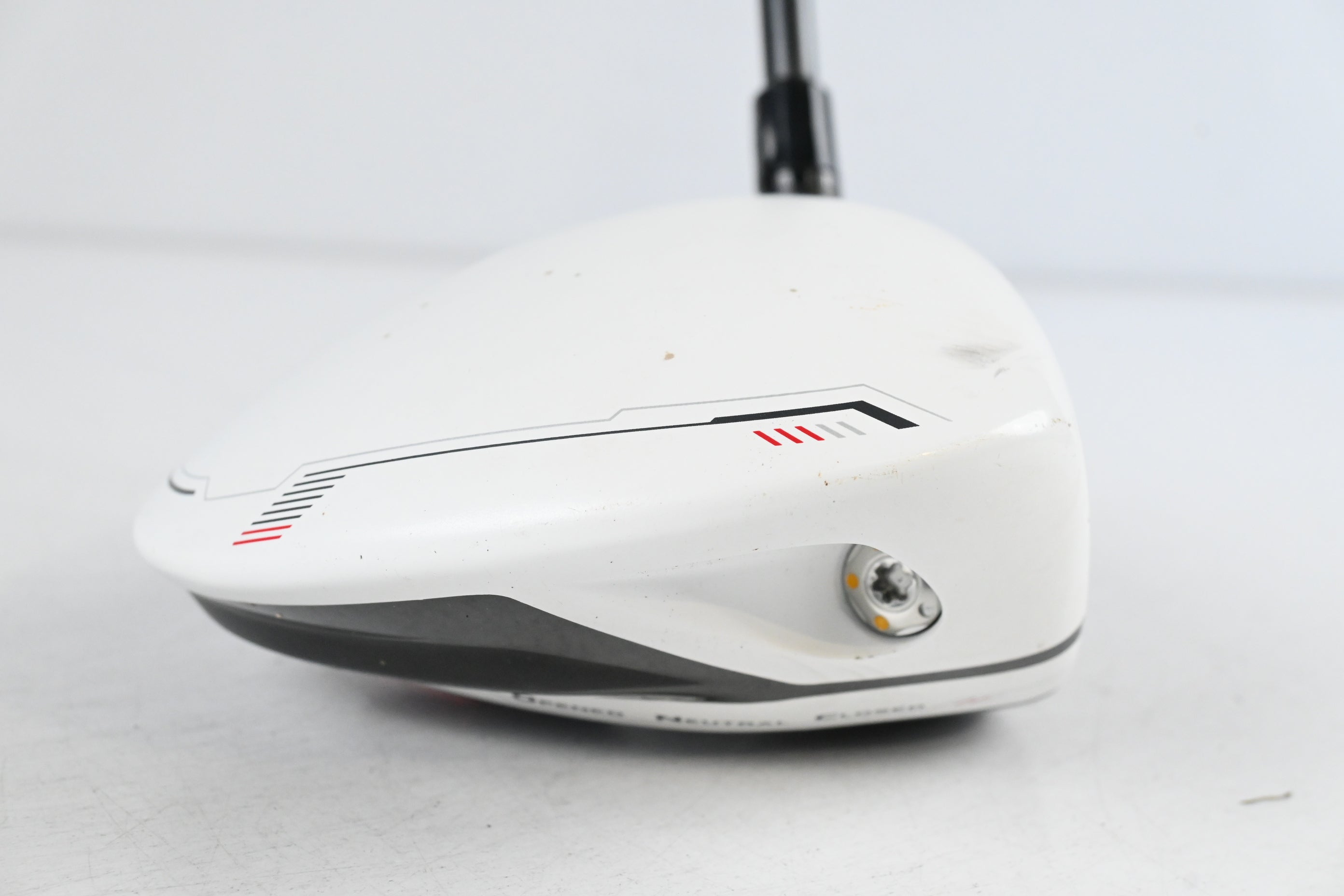 Taylormade R11S Driver / 10.5 Degree / Regular Flex Aldila R.I.P Phenom 60 Shaft