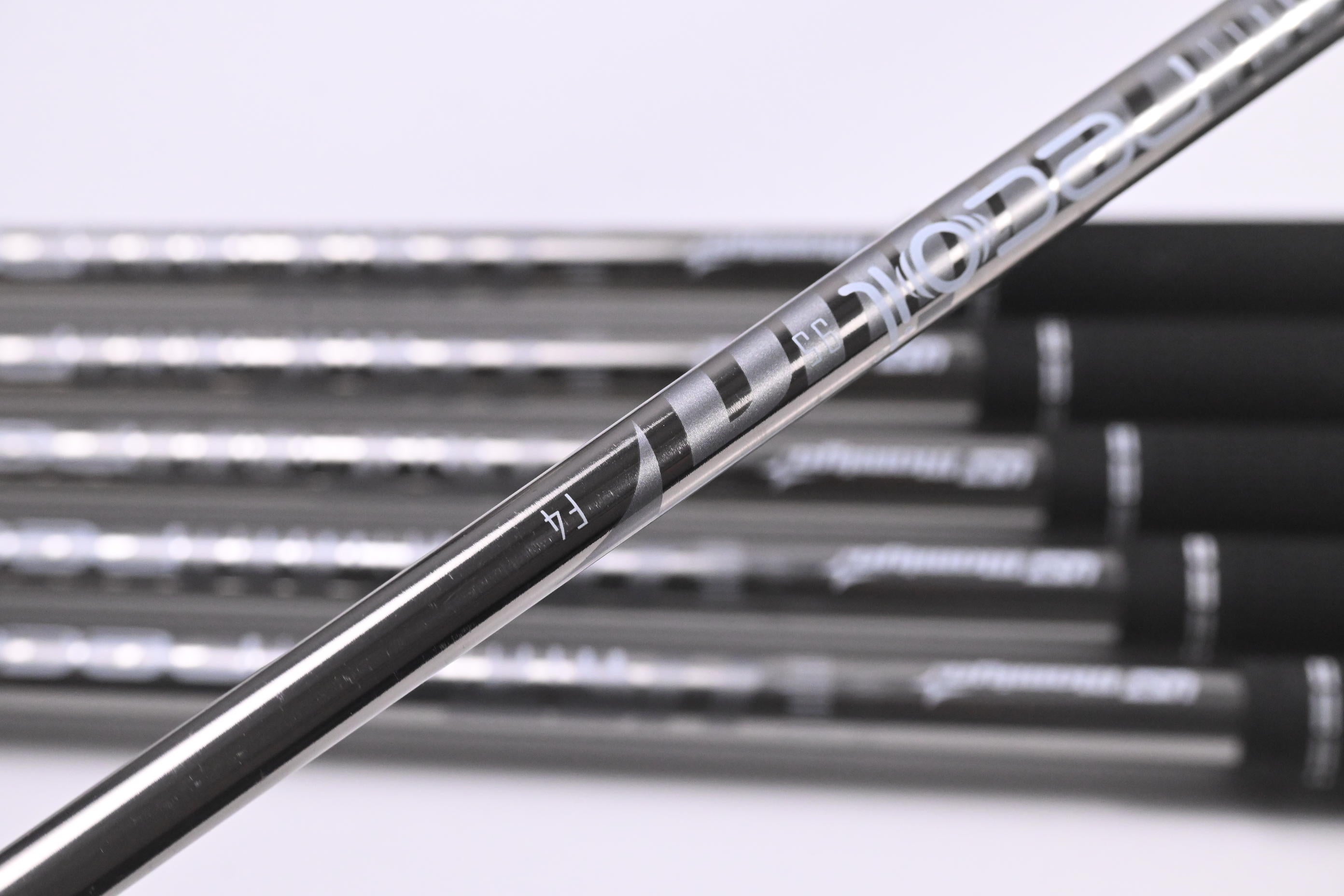 Mizuno Pro 245 Irons / 6-PW+GW / Stiff Flex UST Recoil 95 Shafts
