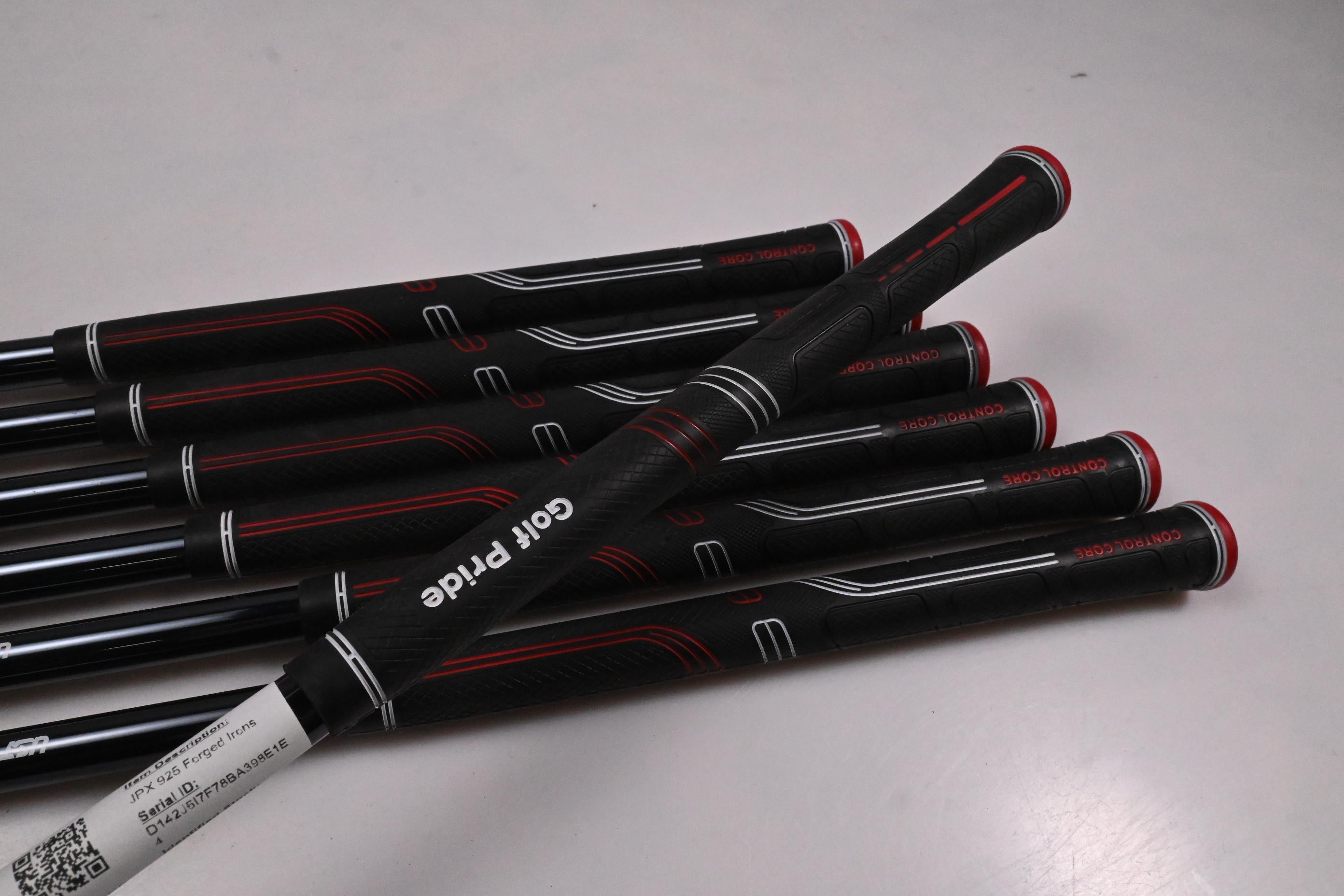 Mizuno JPX 925 Forged Irons / 4-PW / Regular Flex UST Recoil Dart 90 Shafts