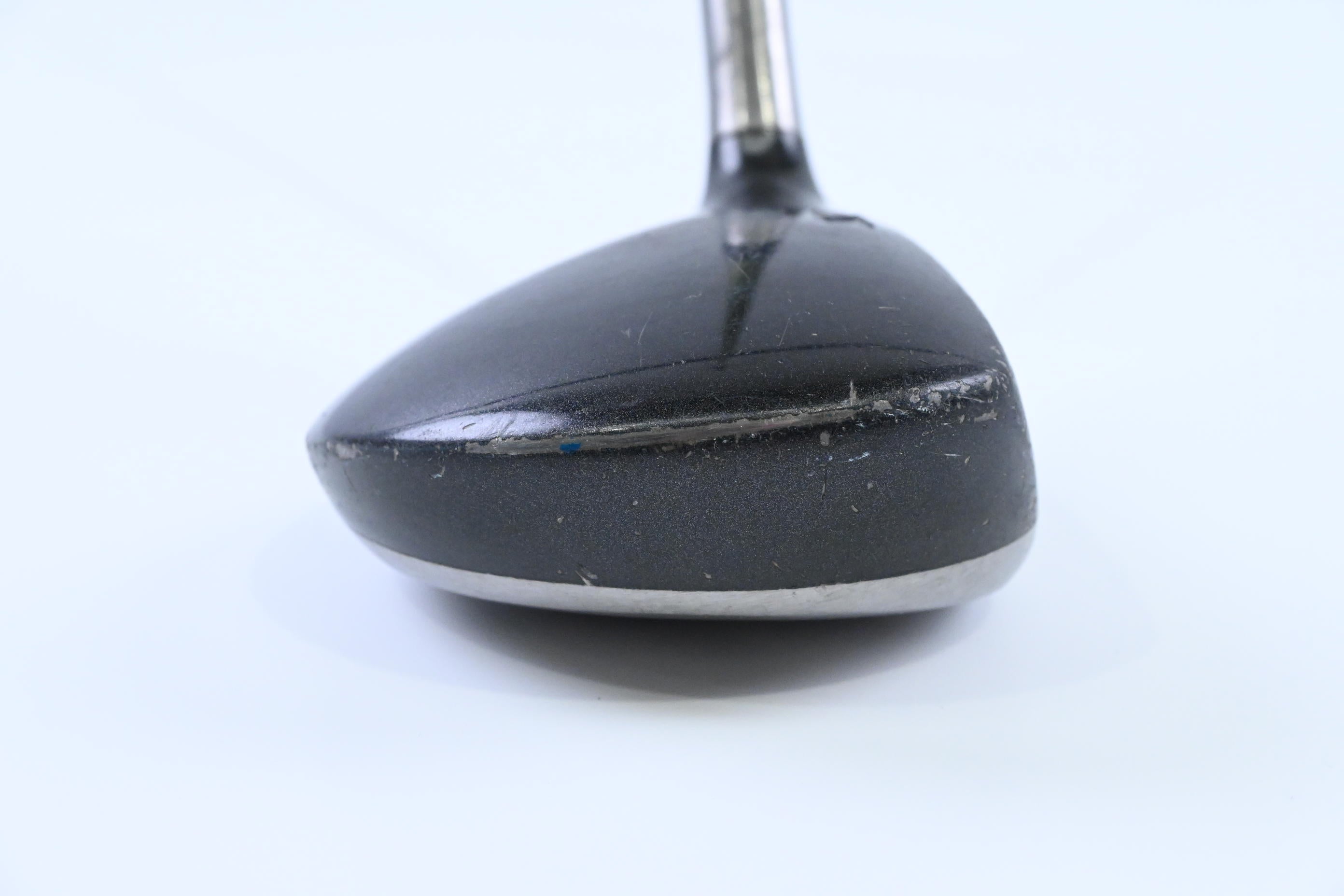 Titleist 904 F #4 Wood / 17 Degree / Stiff Flex Aldila NV 85 Shaft