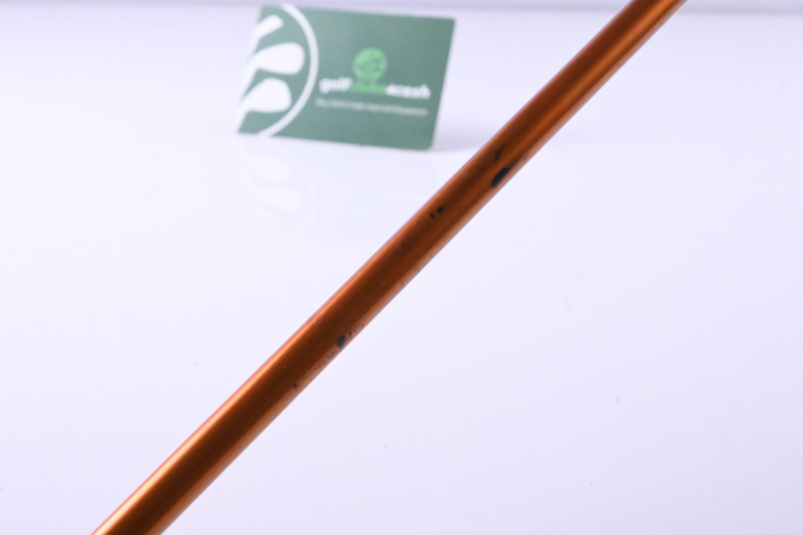 Taylormade R15 Driver / 9.5 Degree / Regular Flex Aldila NVS 65 Shaft