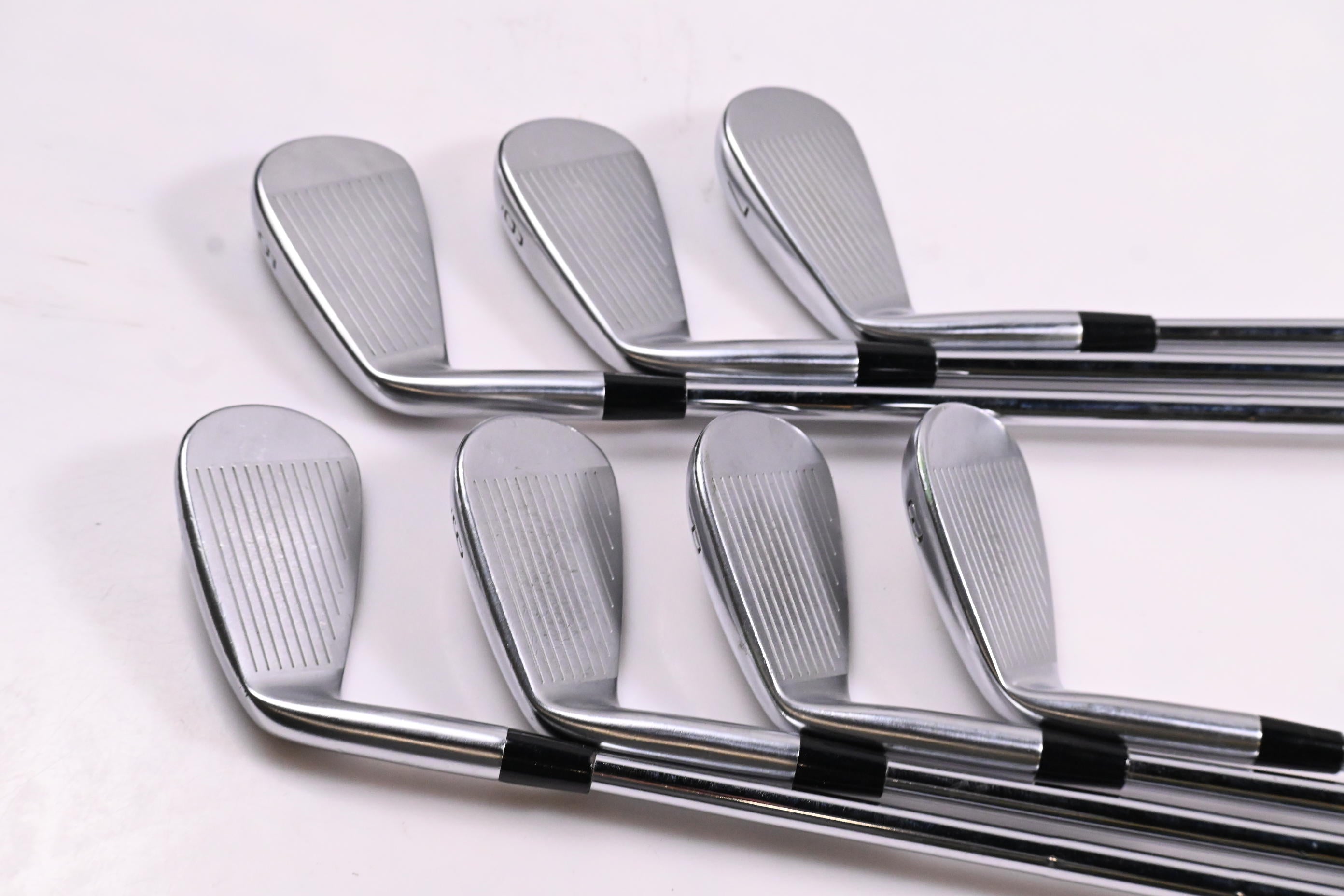 Mizuno JPX 921 Forged Irons / 5-PW+GW / X-Flex Dynamic Gold 120 X100 Shafts
