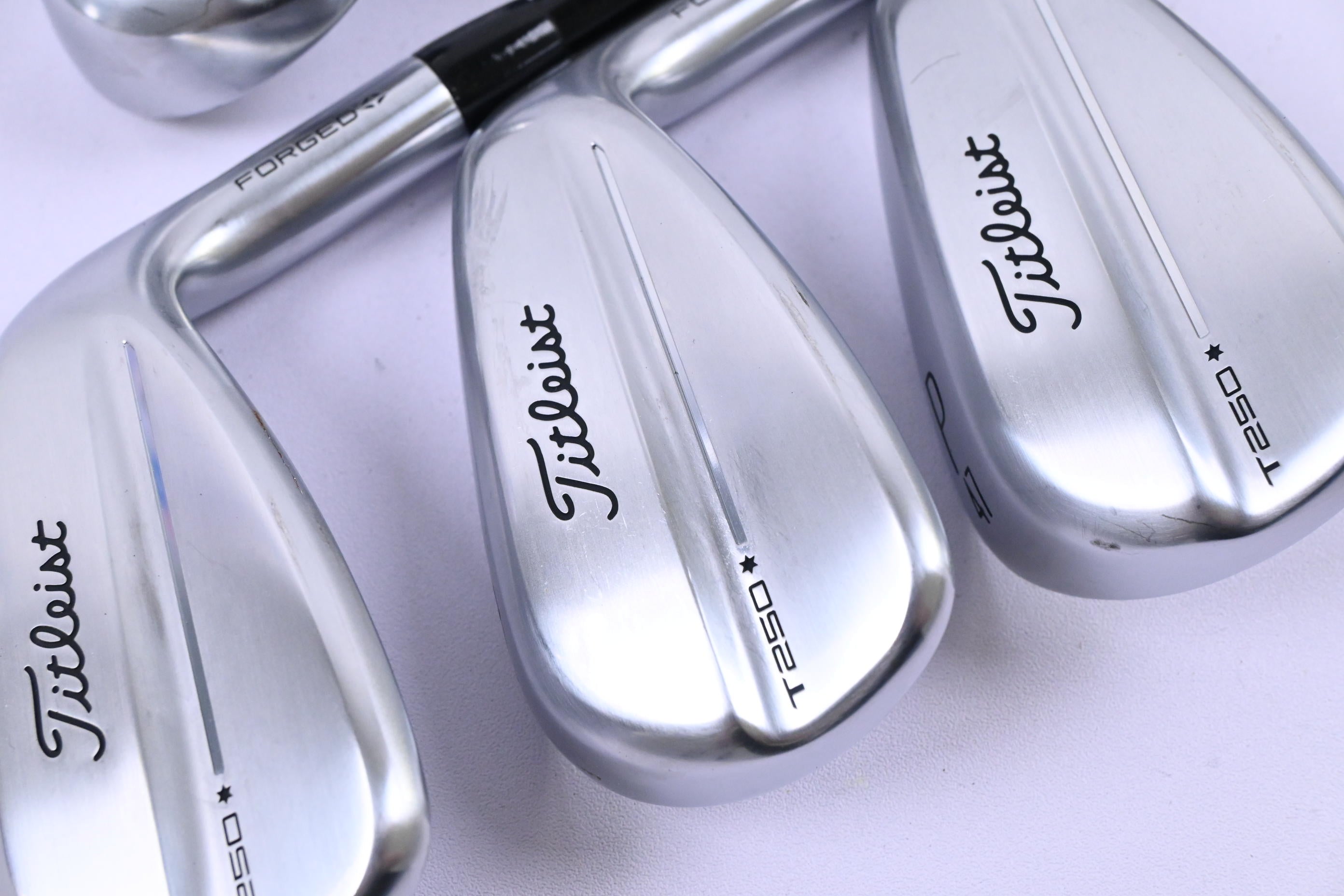 Titleist T250* Launch 2025 Irons / 6-PW / Regular Flex Accra IS6 Shafts