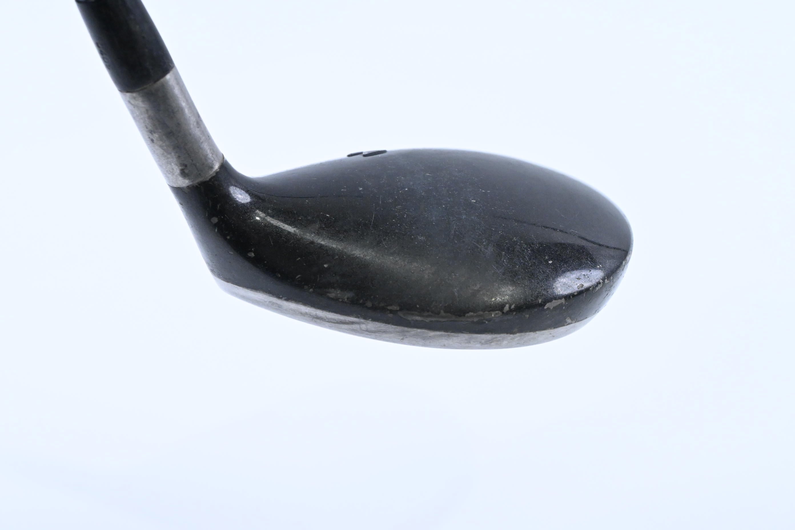 Titleist 904 F #4 Wood / 17 Degree / Stiff Flex Aldila NV 85 Shaft