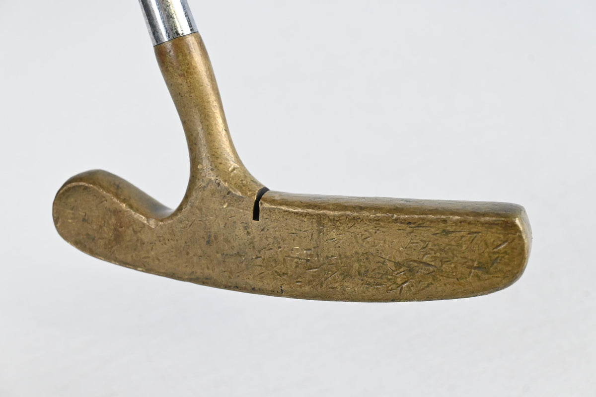 Acushnet Bullseye Putter / 35 Inch