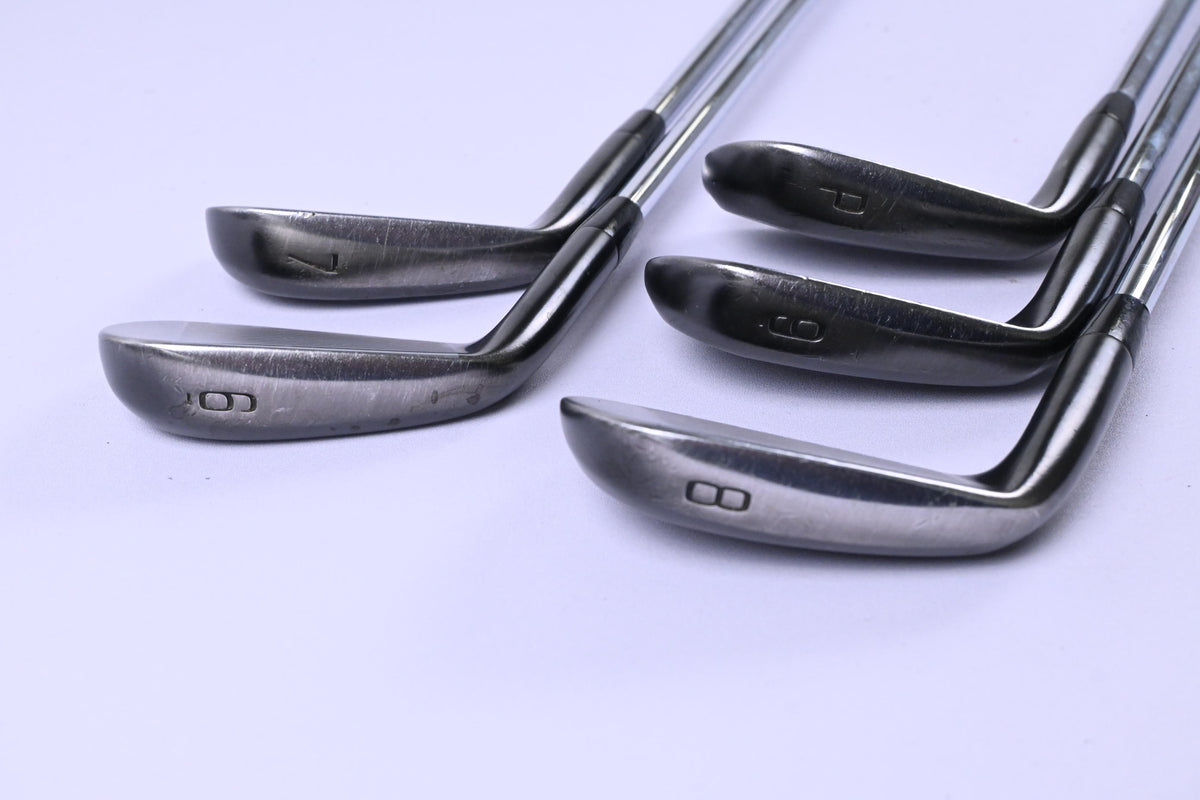 Mizuno JPX 925 Forged Irons / 6-PW / Stiff Flex N.S.PRO Modus3 Tour105 Shafts