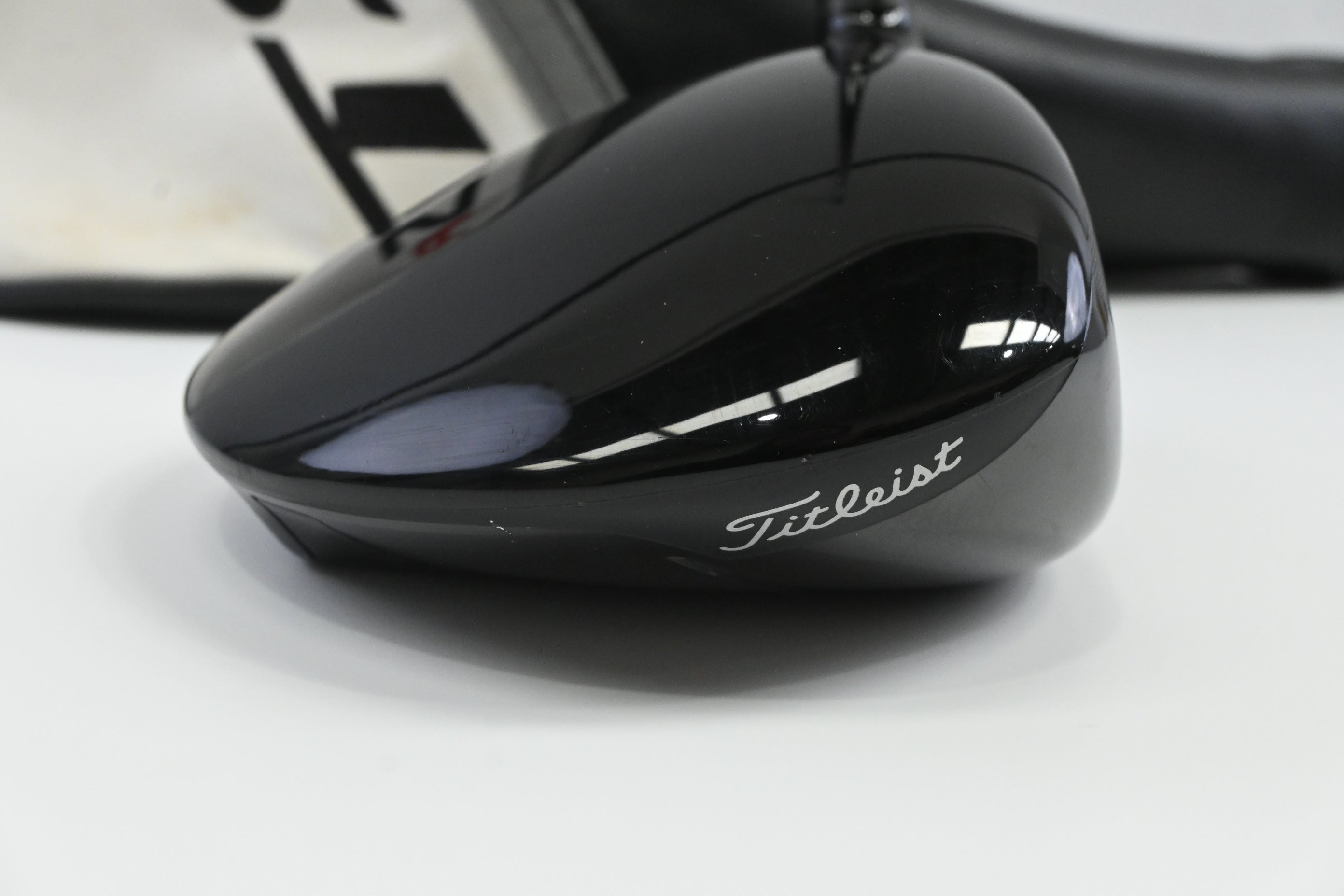 Titleist TSR2 Driver / 9 Degree / Stiff Flex HZRDUS Gen4 Black 60