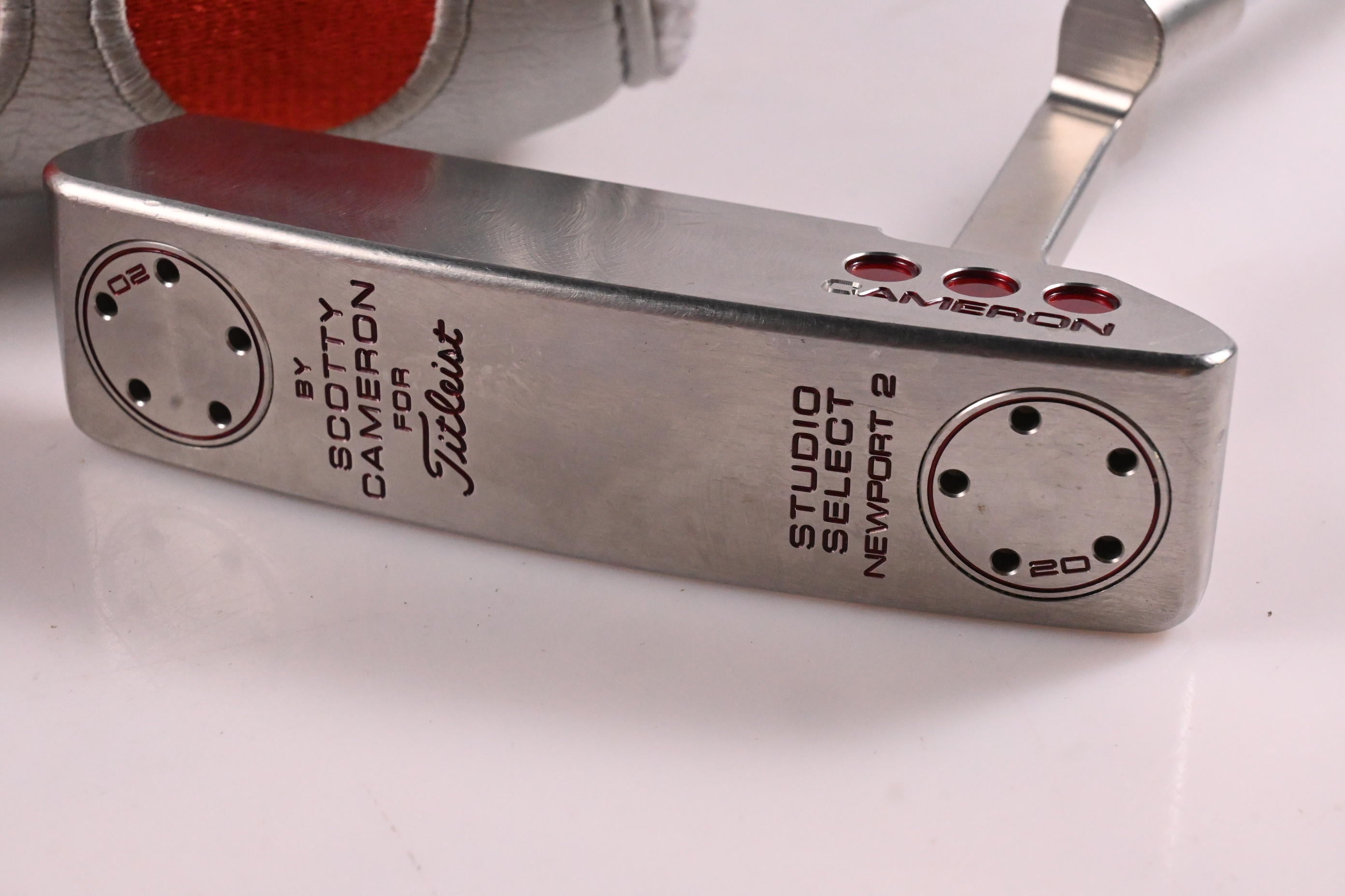 Scotty Cameron Studio Select Newport 2 Putter / 33 Inch