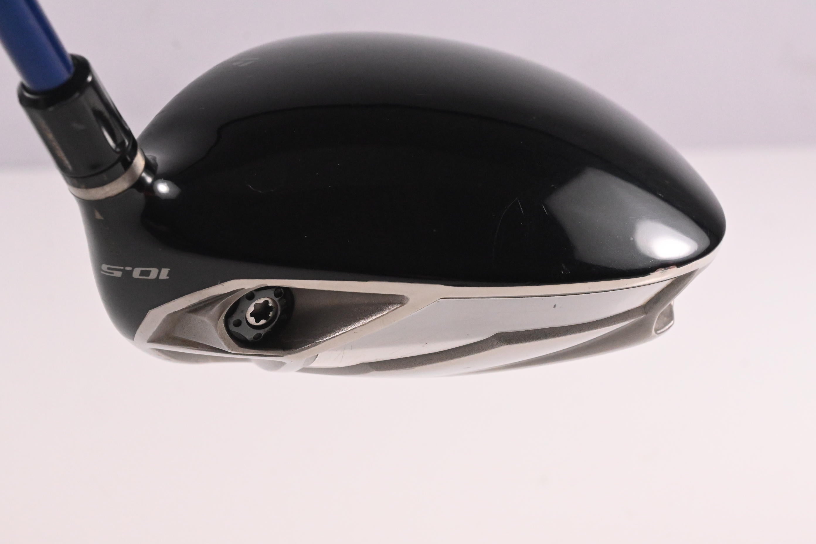 Taylormade R9 Driver / 10.5 Degree / Senior Flex Project X Shaft