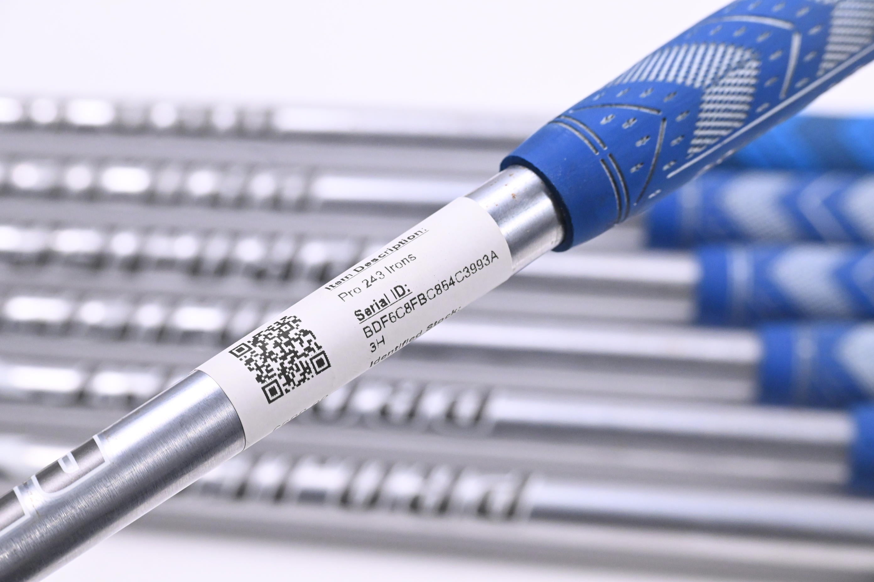 Mizuno Pro 243 Irons / 4-PW / X-Flex Project X LS 125 Shafts