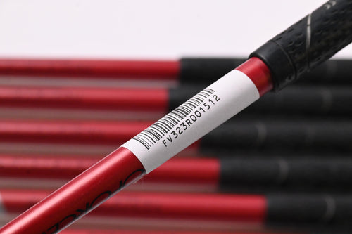 Wilson Di7 Irons / 4-PW+SW / Regular Flex UST ProForce V2 74 Shafts