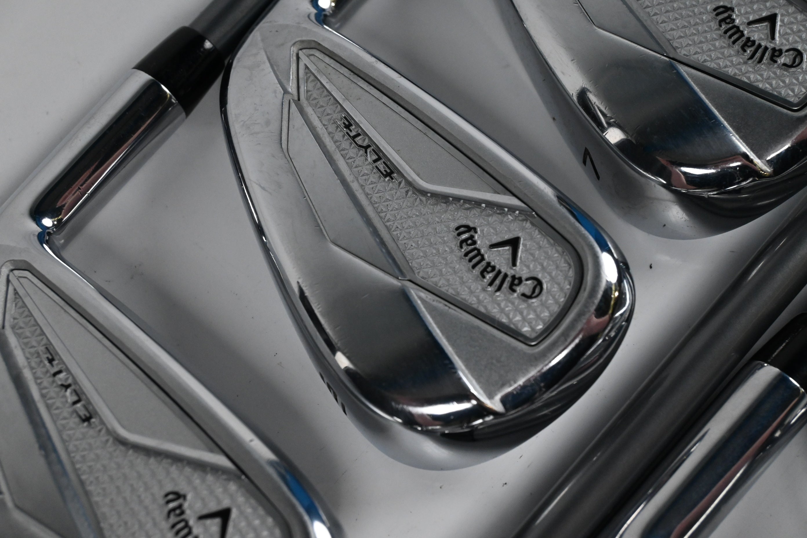 Callaway Elyte Irons / 5-PW+GW / Regular Flex Denali Charcoal 65 Shafts