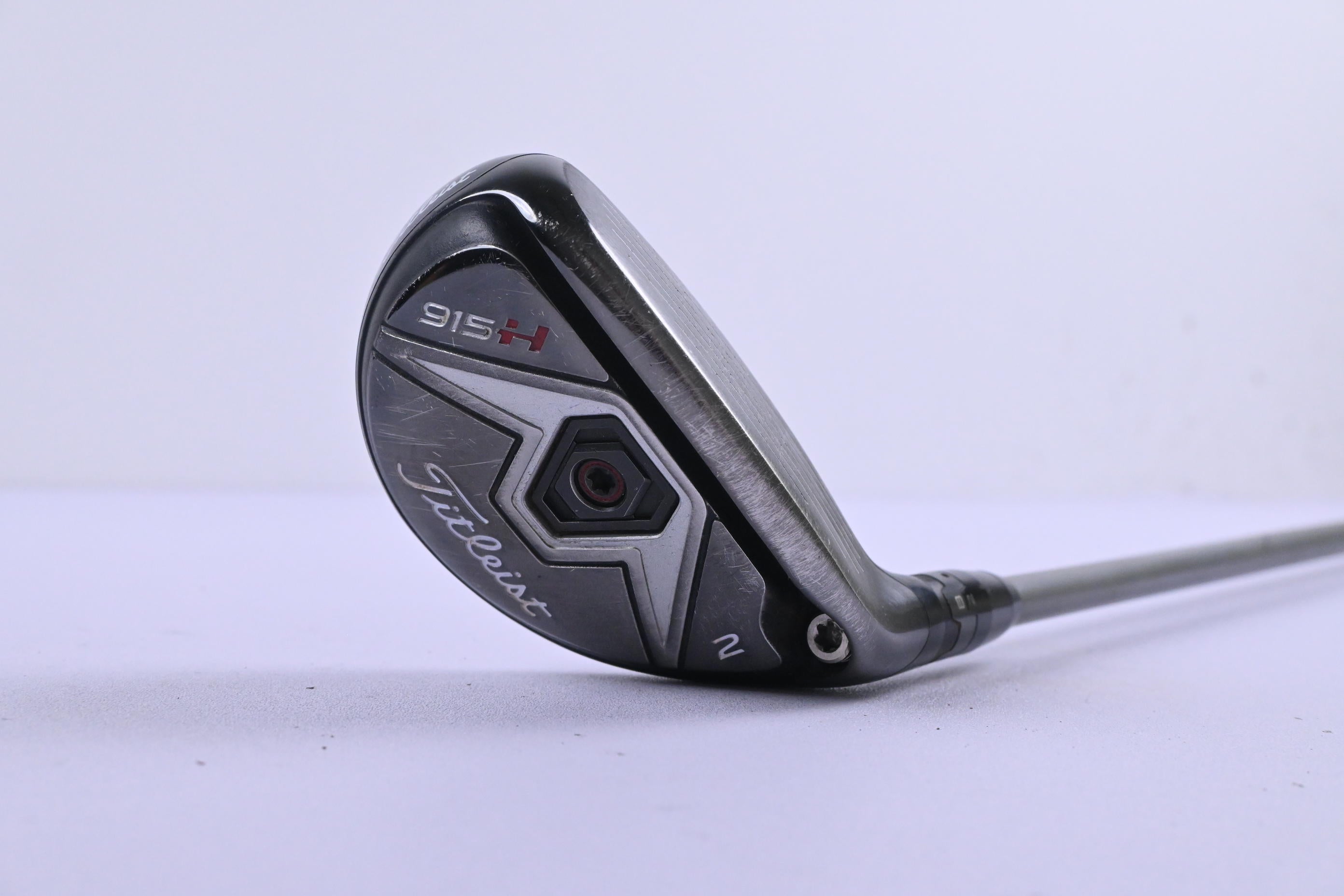 Titleist 915H #2 Hybrid / 18 Degree / Stiff Flex Diamana D+ White 90 HY Shaft