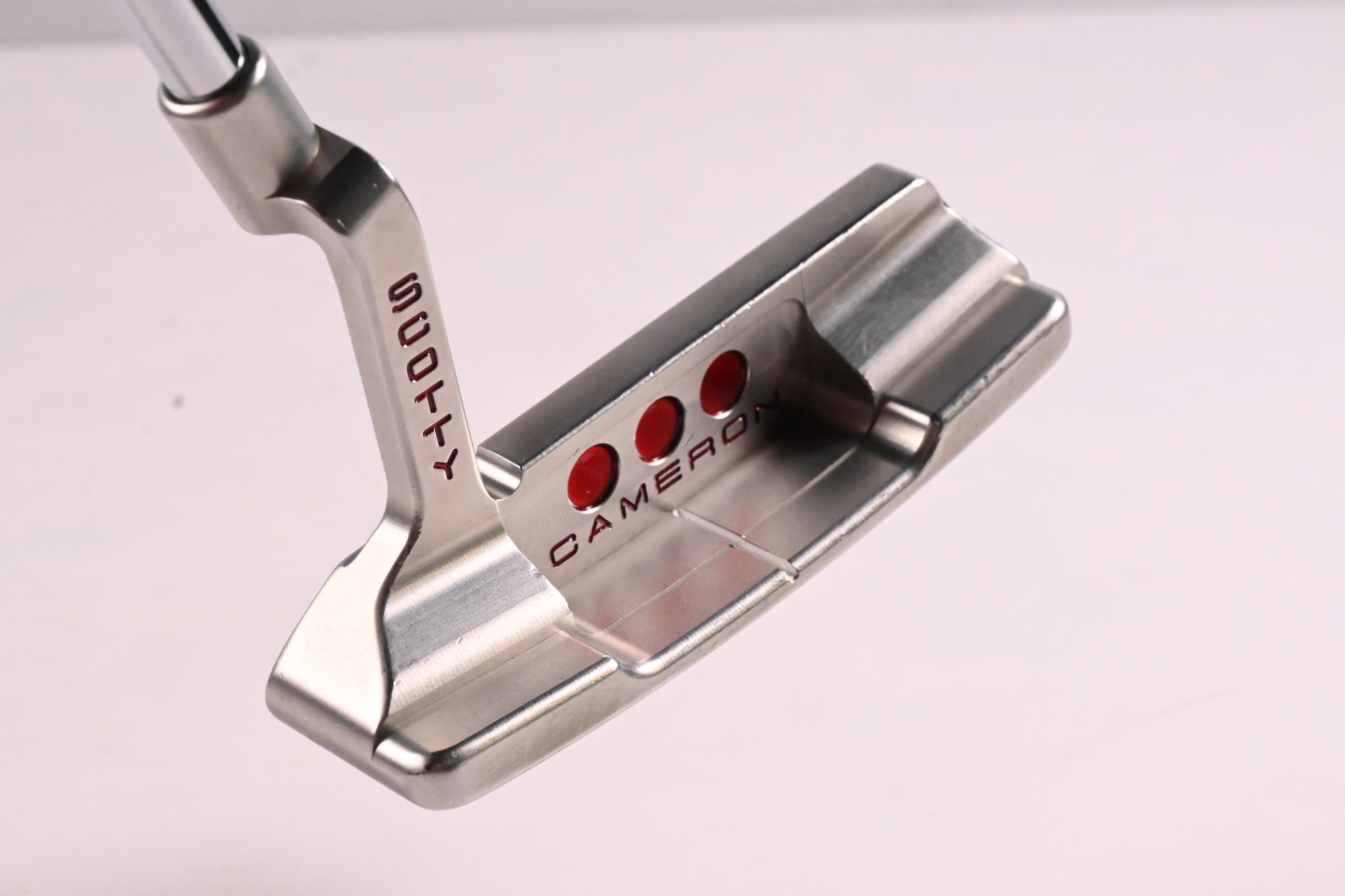 Scotty Cameron Studio Select Newport 2 Putter / 33 Inch