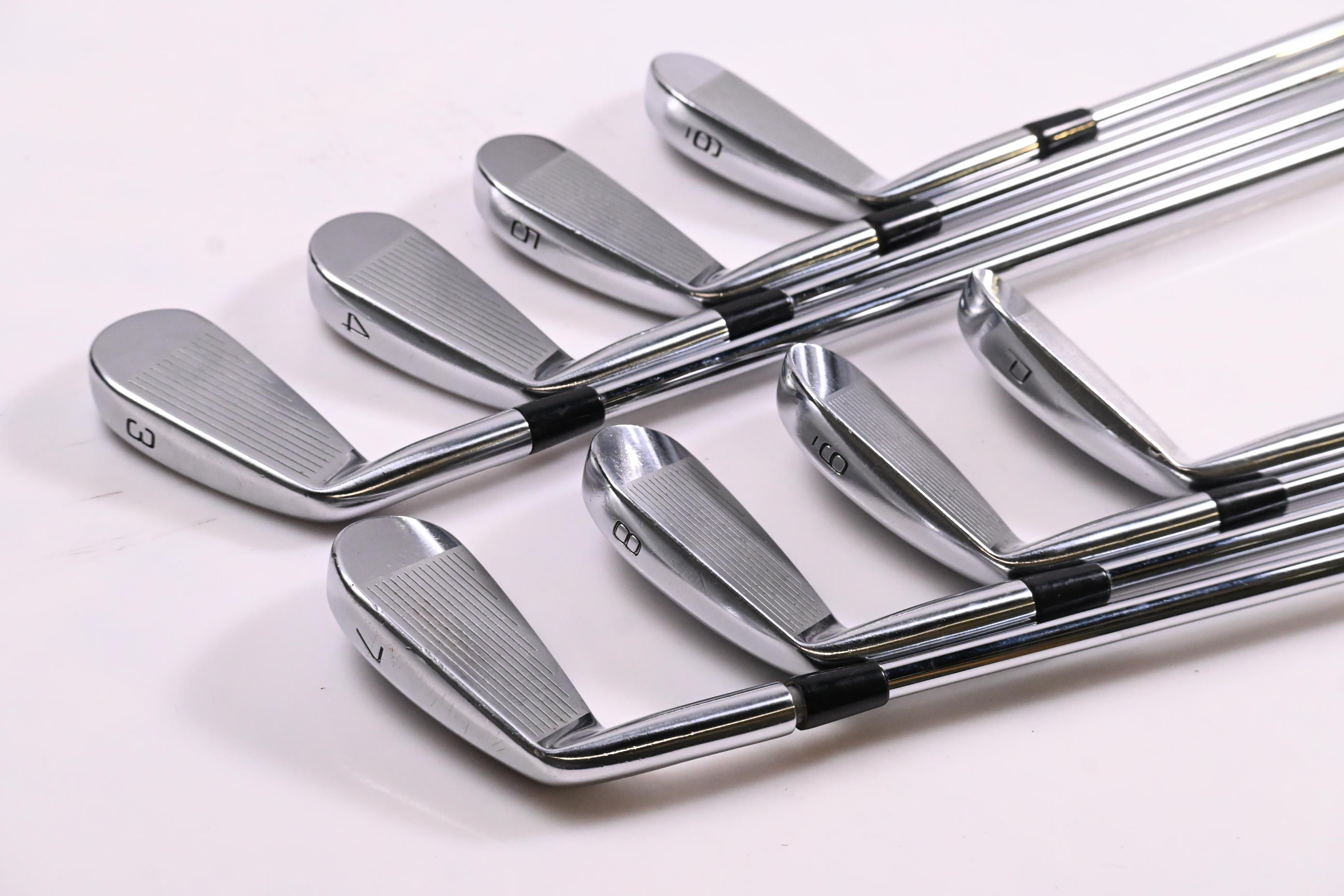 Mizuno JPX 800 Pro Irons / 3-PW / Regular Flex Dynalite Gold XP R300 Shafts