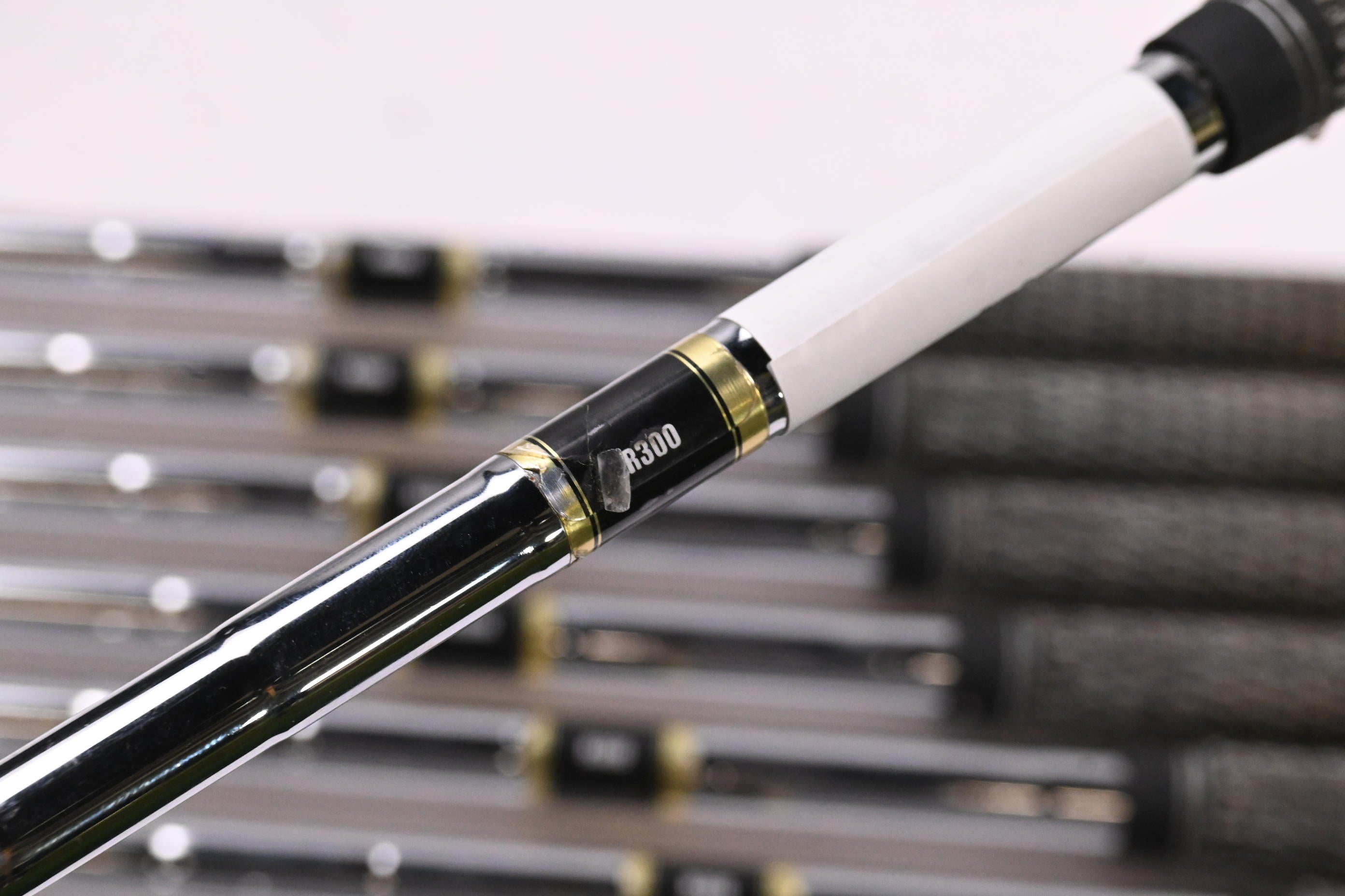 Mizuno JPX 800 Pro Irons / 3-PW / Regular Flex Dynalite Gold XP R300 Shafts