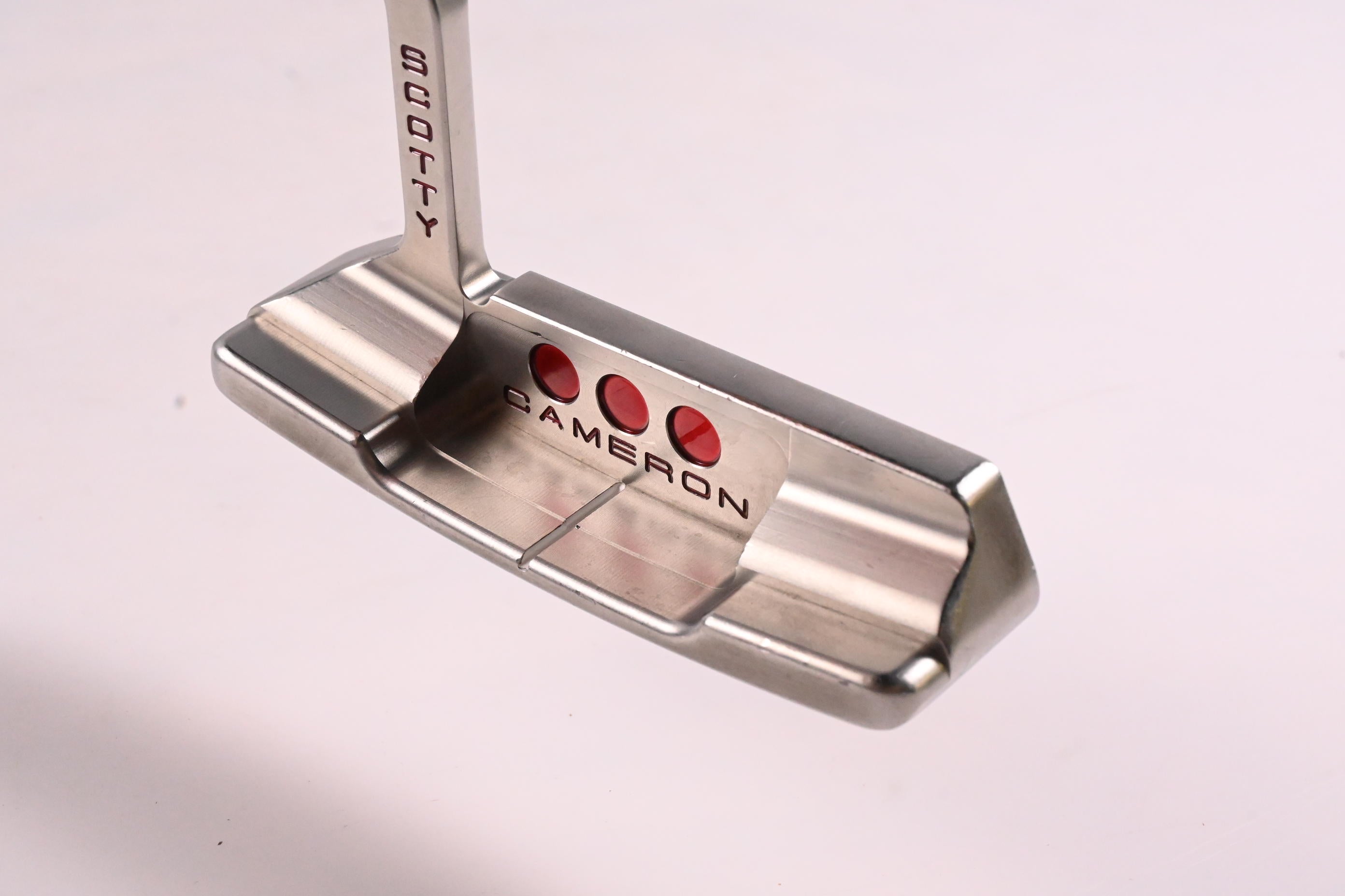 Scotty Cameron Studio Select Newport 2 Putter / 33 Inch