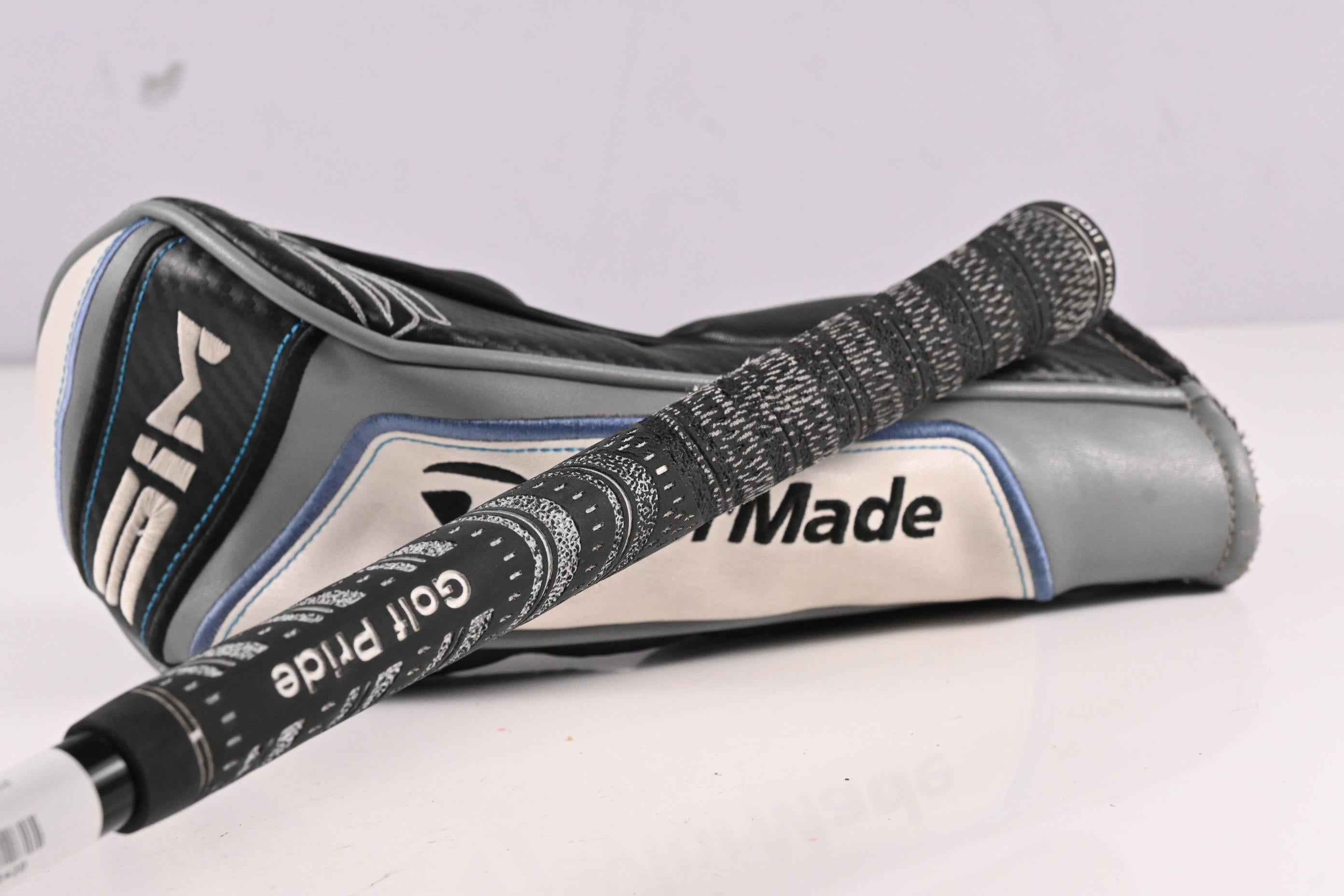 Taylormade SIM Ti #3 Wood / 15 Degree / Stiff Flex Diamana Black Limited 75
