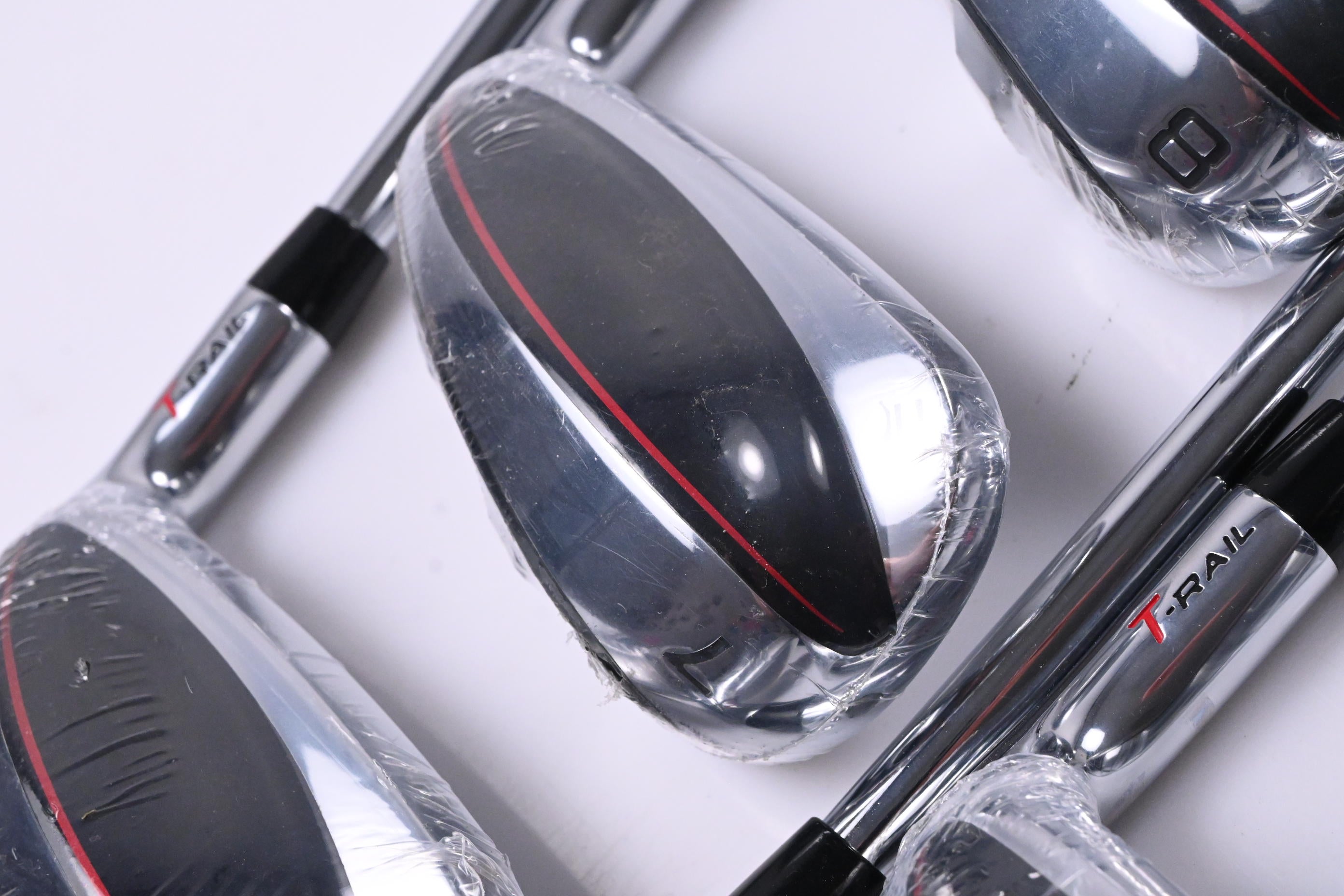Cobra T-Rail 2023 Irons / 6-PW+SW / Regular Flex Cobra Ultralite Shafts