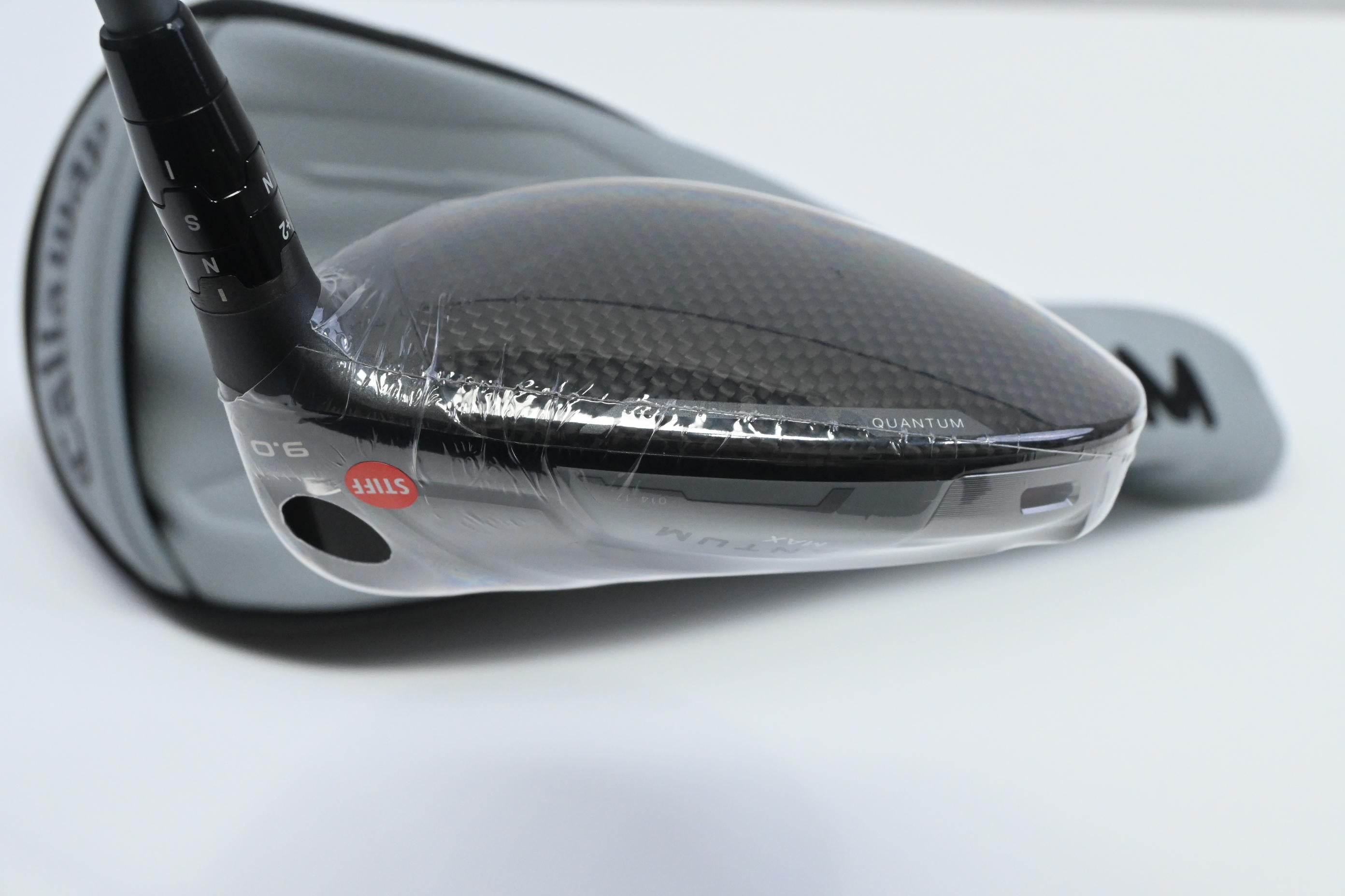 Callaway Quantum Max Driver / 9 Degree / Stiff Flex Denali Frost Silver 60 Shaft