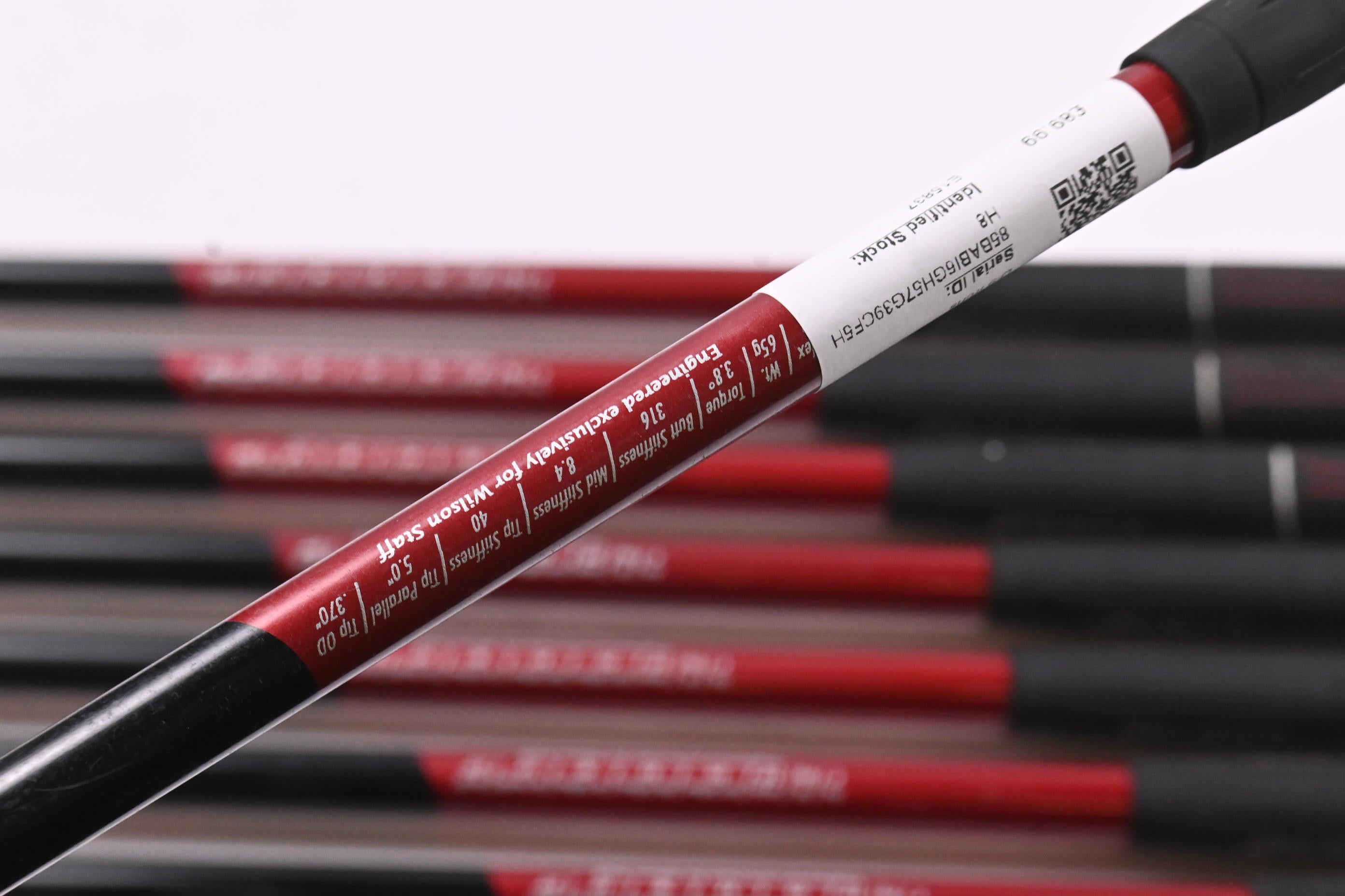 Wilson Di9 Irons / 4-PW+GW / Regular Flex UST ProForce V2 65 Shafts