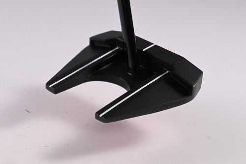 Odyssey Square 2 Square Tri-Hot #7 Putter / 33 Inch